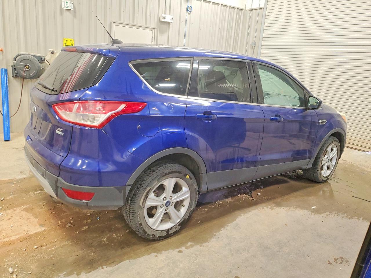 2015 Ford Escape Se Синий vin: 1FMCU9GX8FUC43061