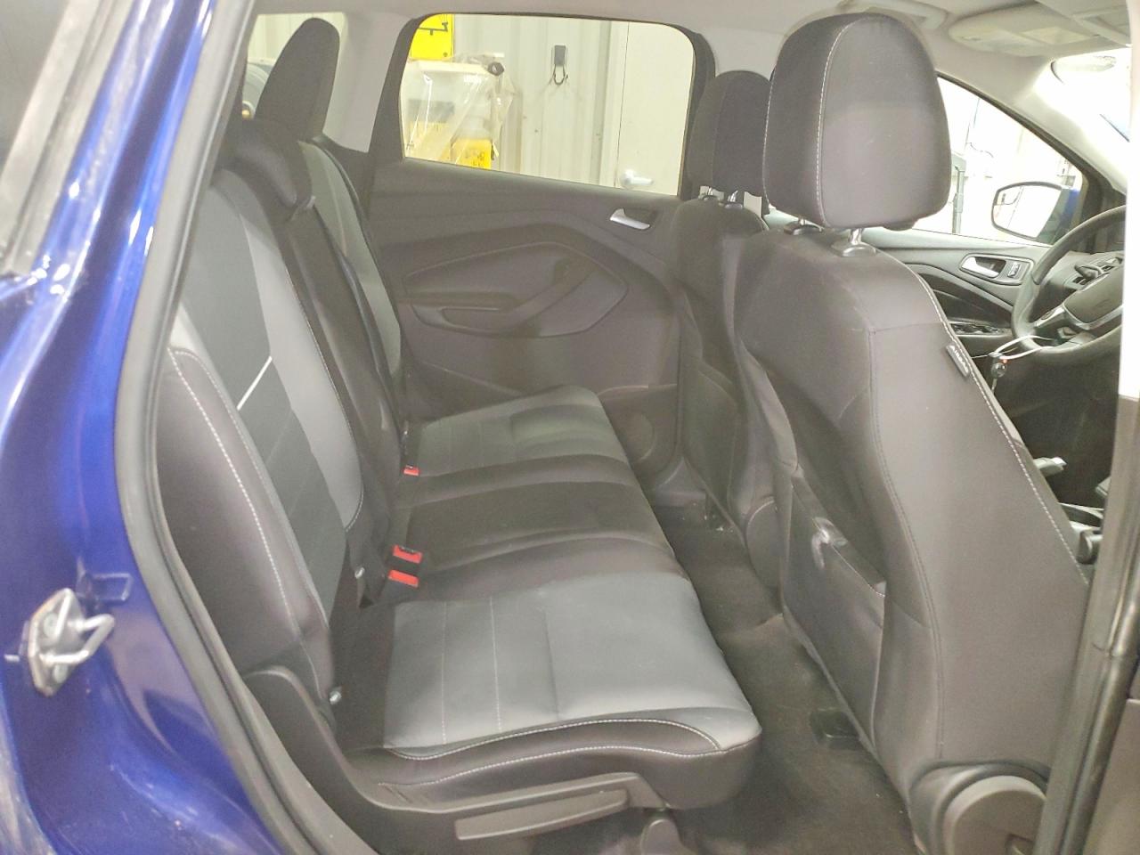 2015 Ford Escape Se Синий vin: 1FMCU9GX8FUC43061