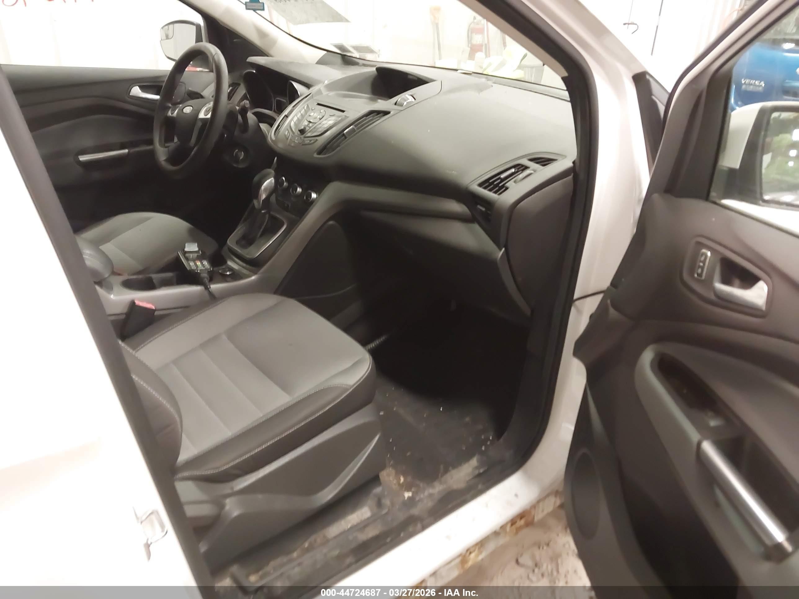 2013 Ford Escape Se White vin: 1FMCU9GX9DUA55937