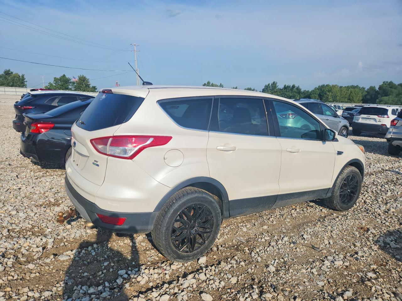 2013 Ford Escape Se White vin: 1FMCU9GX9DUD89594