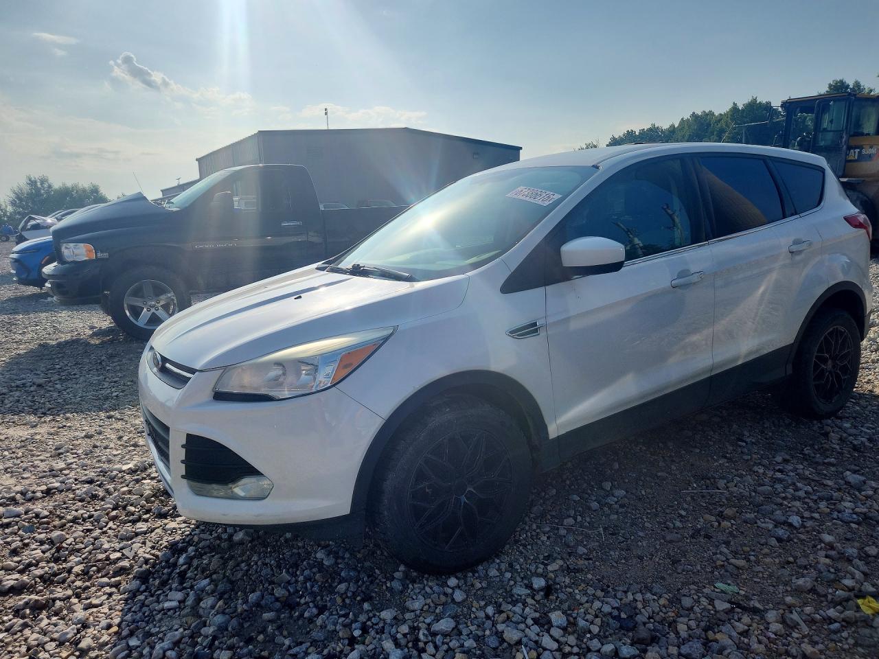 2013 Ford Escape Se White vin: 1FMCU9GX9DUD89594