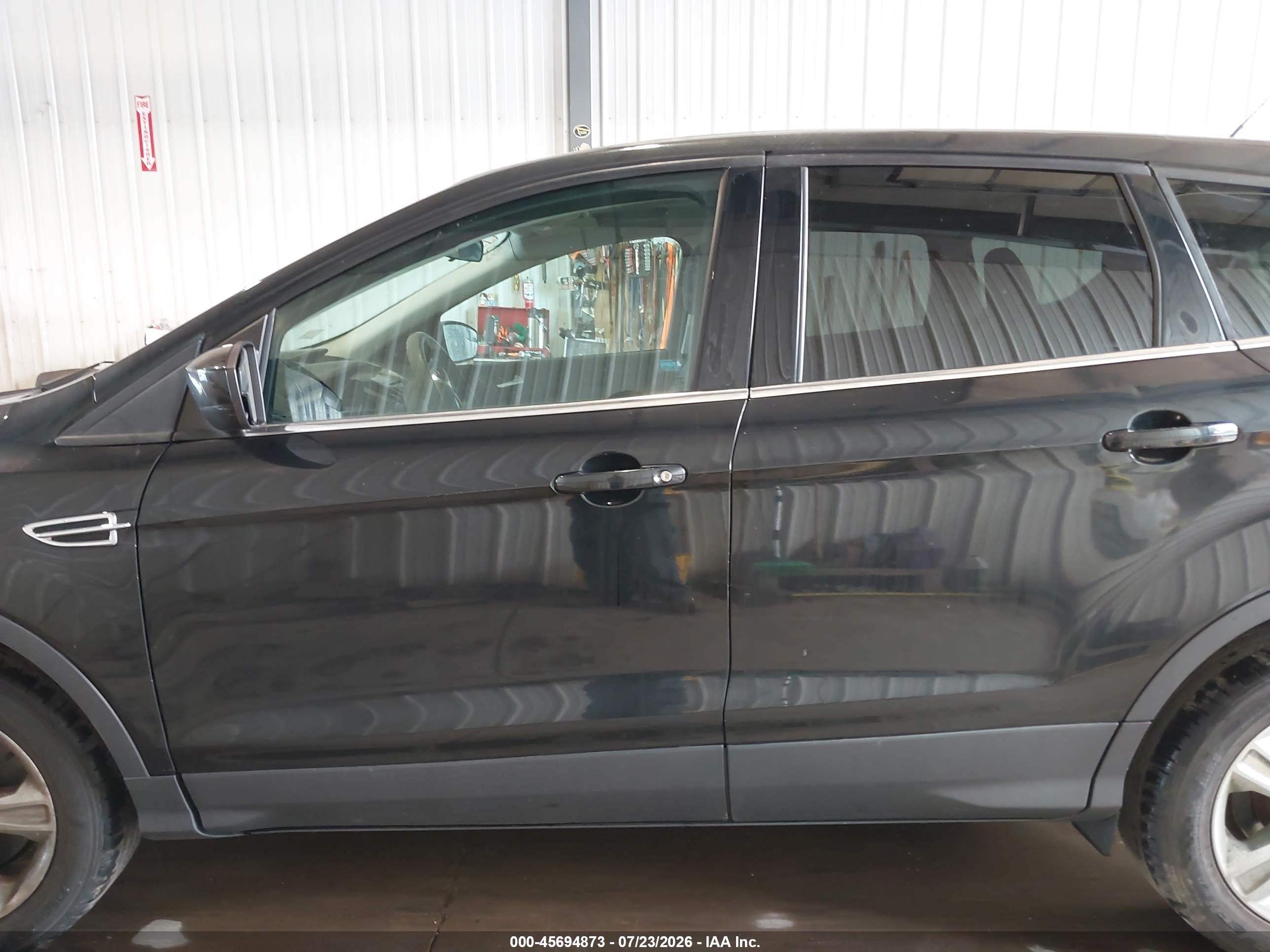 2014 Ford Escape Se Черный vin: 1FMCU9GX9EUA86638