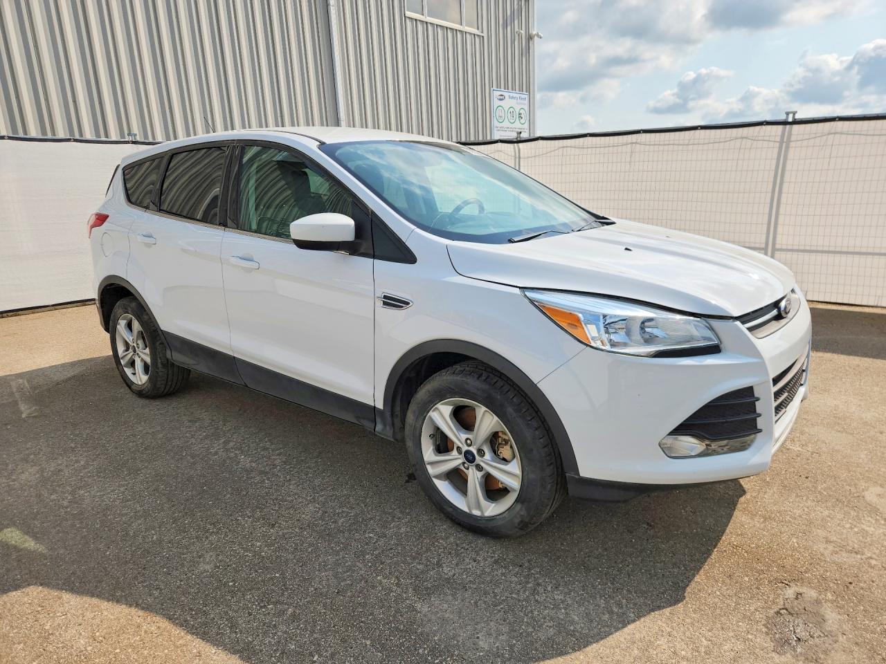 2014 Ford Escape Se White vin: 1FMCU9GX9EUB86772