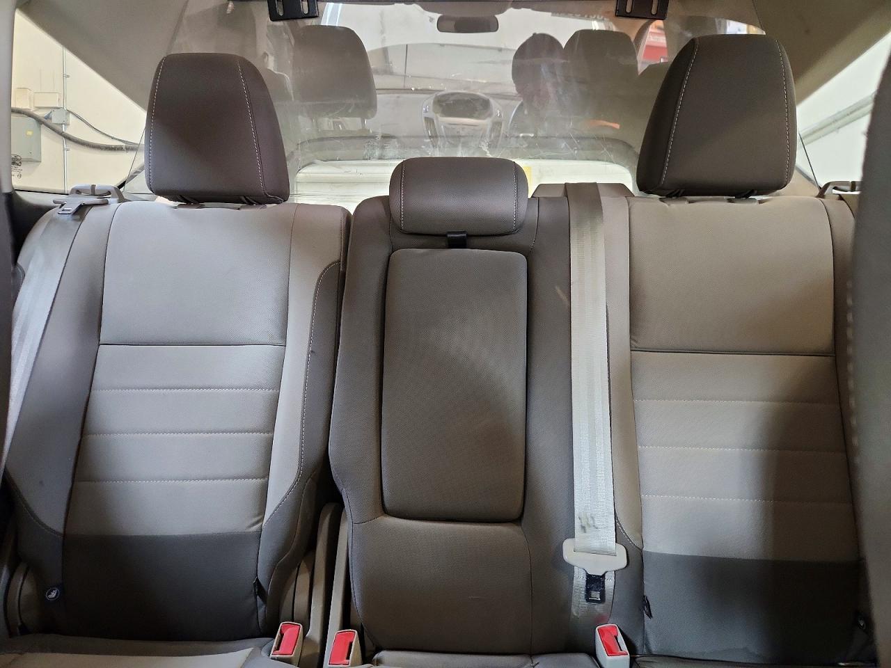 2014 Ford Escape Se White vin: 1FMCU9GX9EUB86772