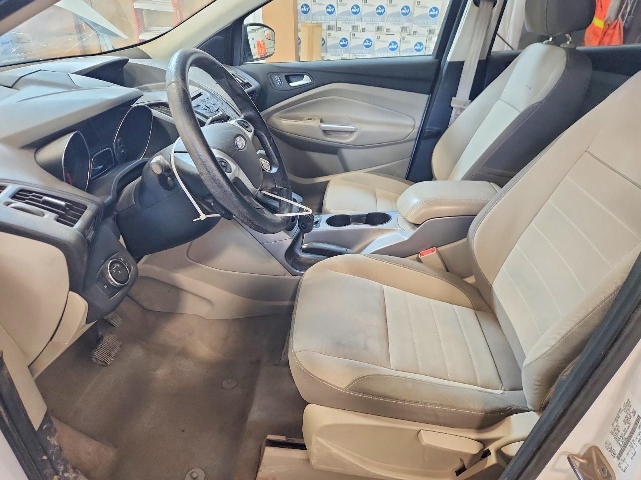 2014 Ford Escape Se White vin: 1FMCU9GX9EUB86772