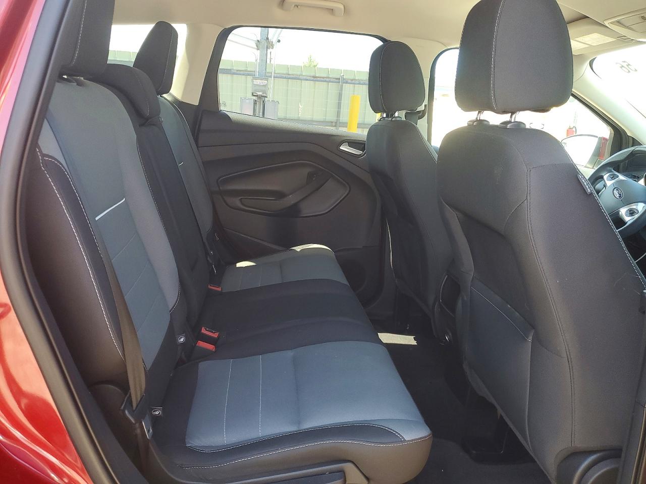 2015 Ford Escape Red vin: 1FMCU9GX9FUB44331