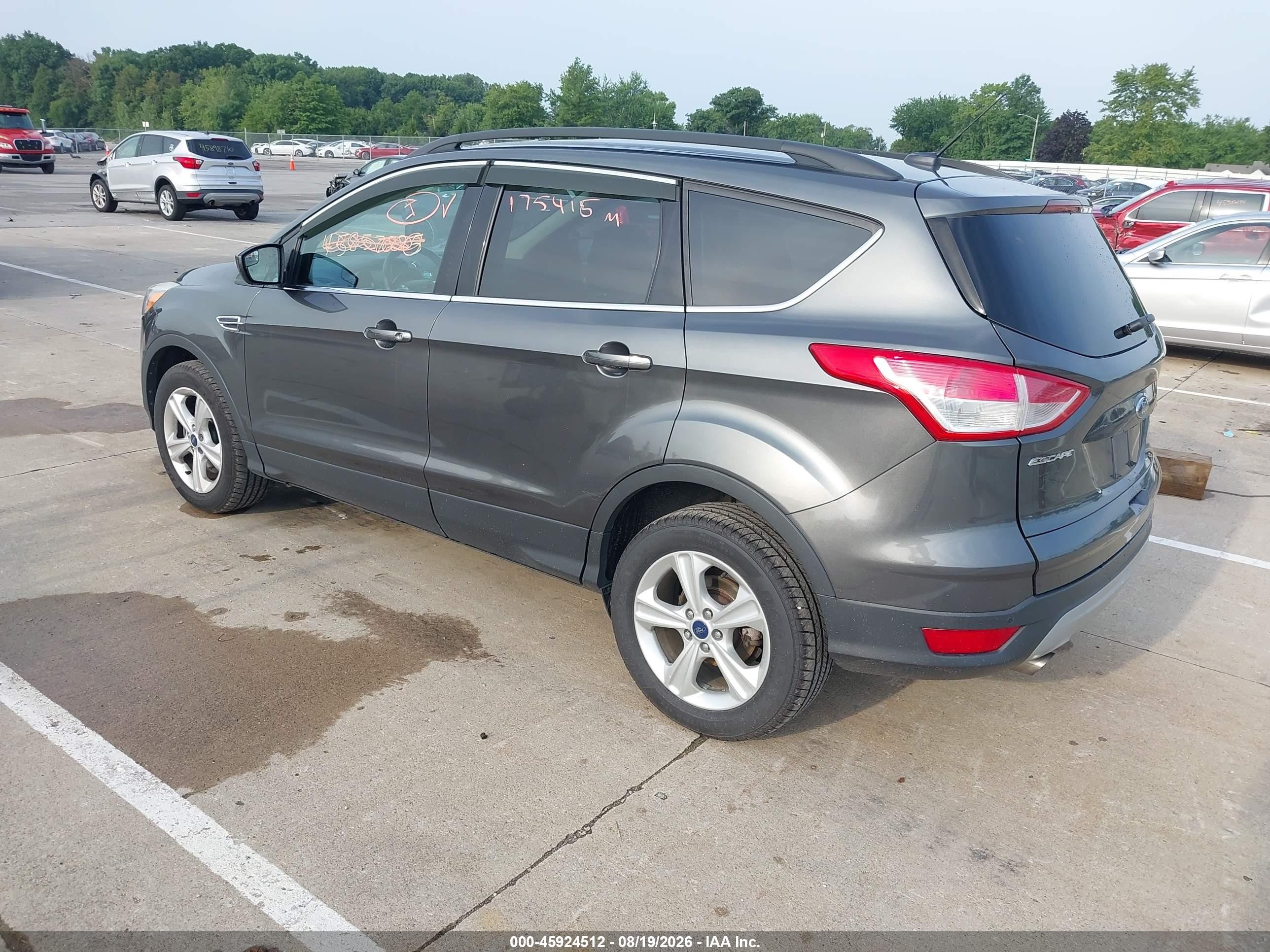 2015 Ford Escape Se Серый vin: 1FMCU9GX9FUB80343