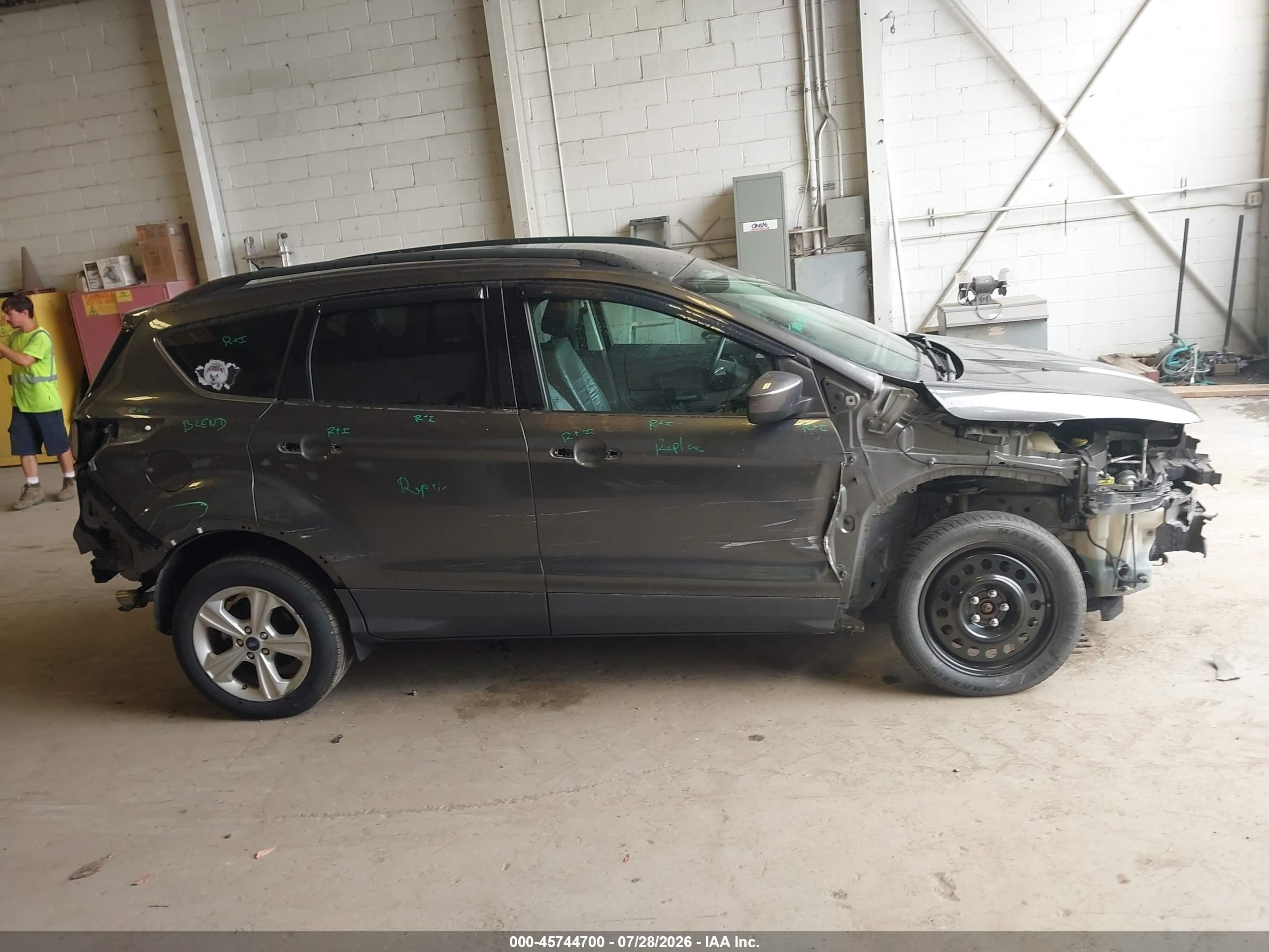 2015 Ford Escape Se Gray vin: 1FMCU9GX9FUB97238