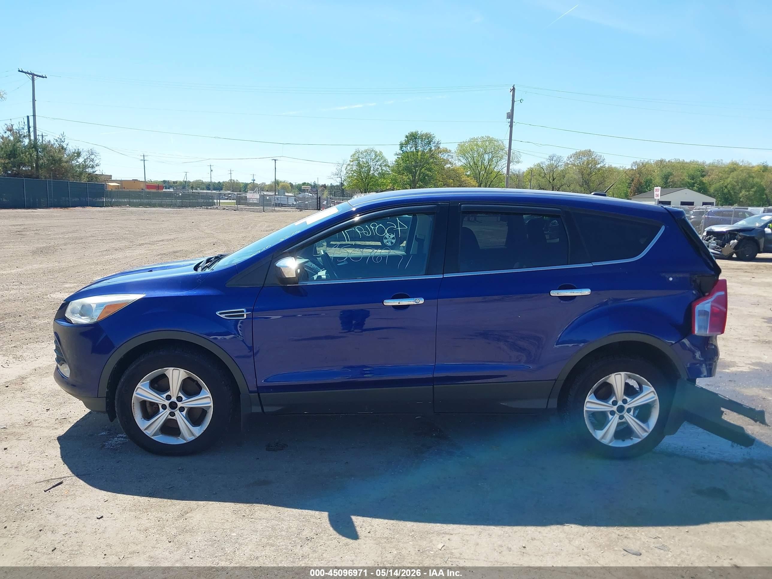 2016 Ford Escape Se Blue vin: 1FMCU9GX9GUA50998