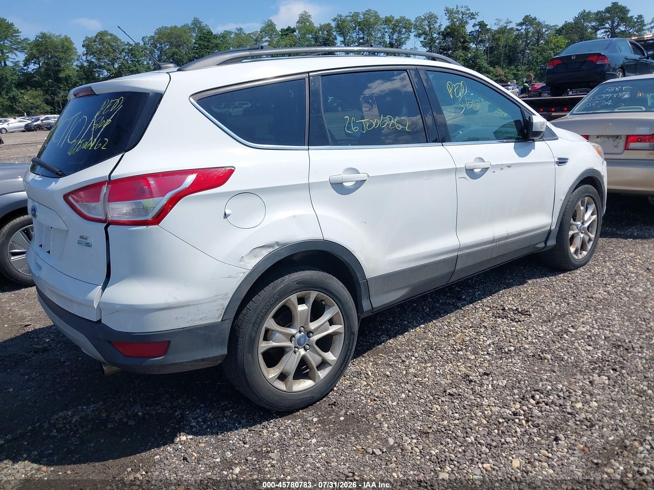 2013 Ford Escape Se Белый vin: 1FMCU9GXXDUC82957