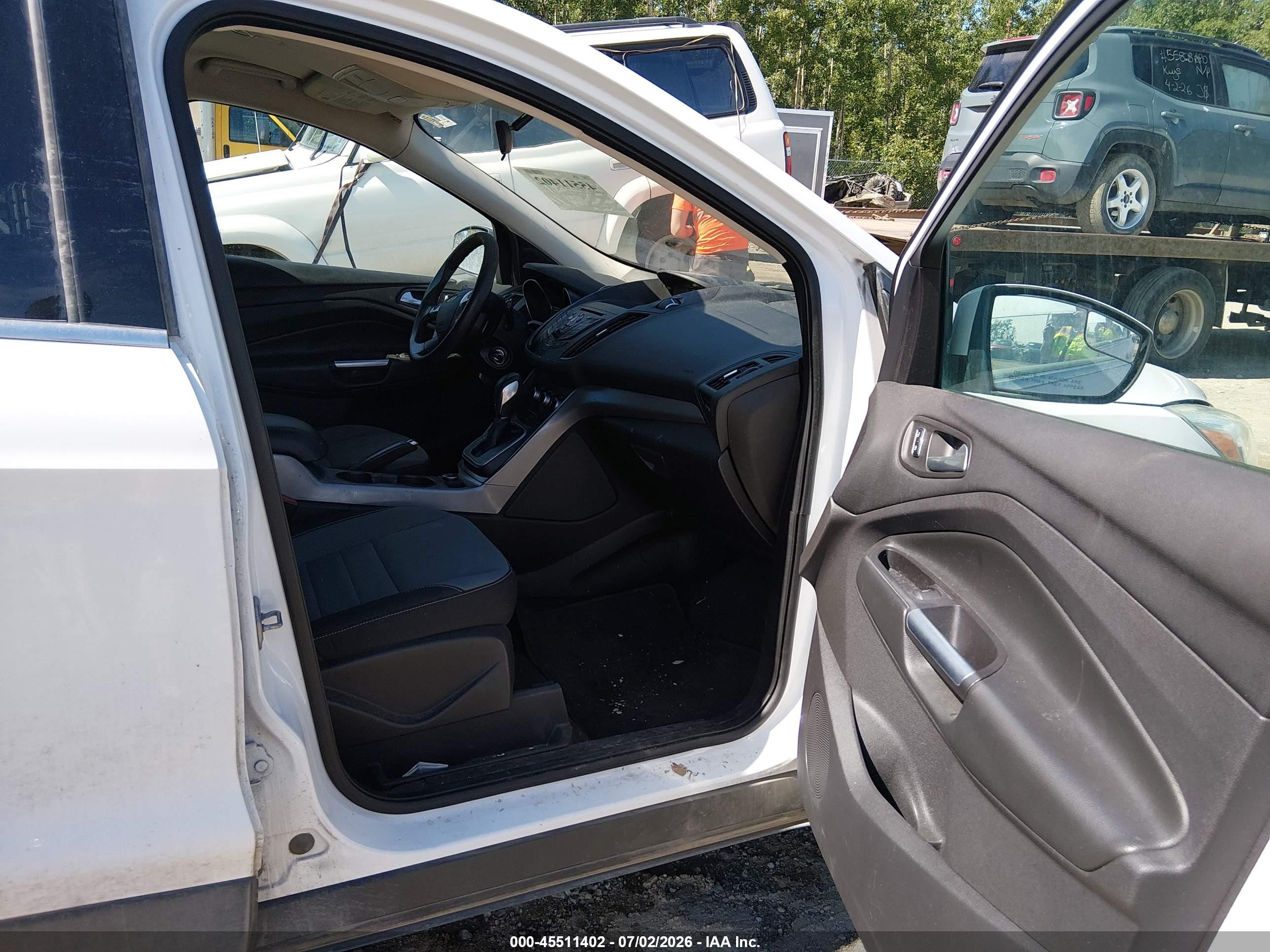 2013 Ford Escape Se White vin: 1FMCU9GXXDUD18503