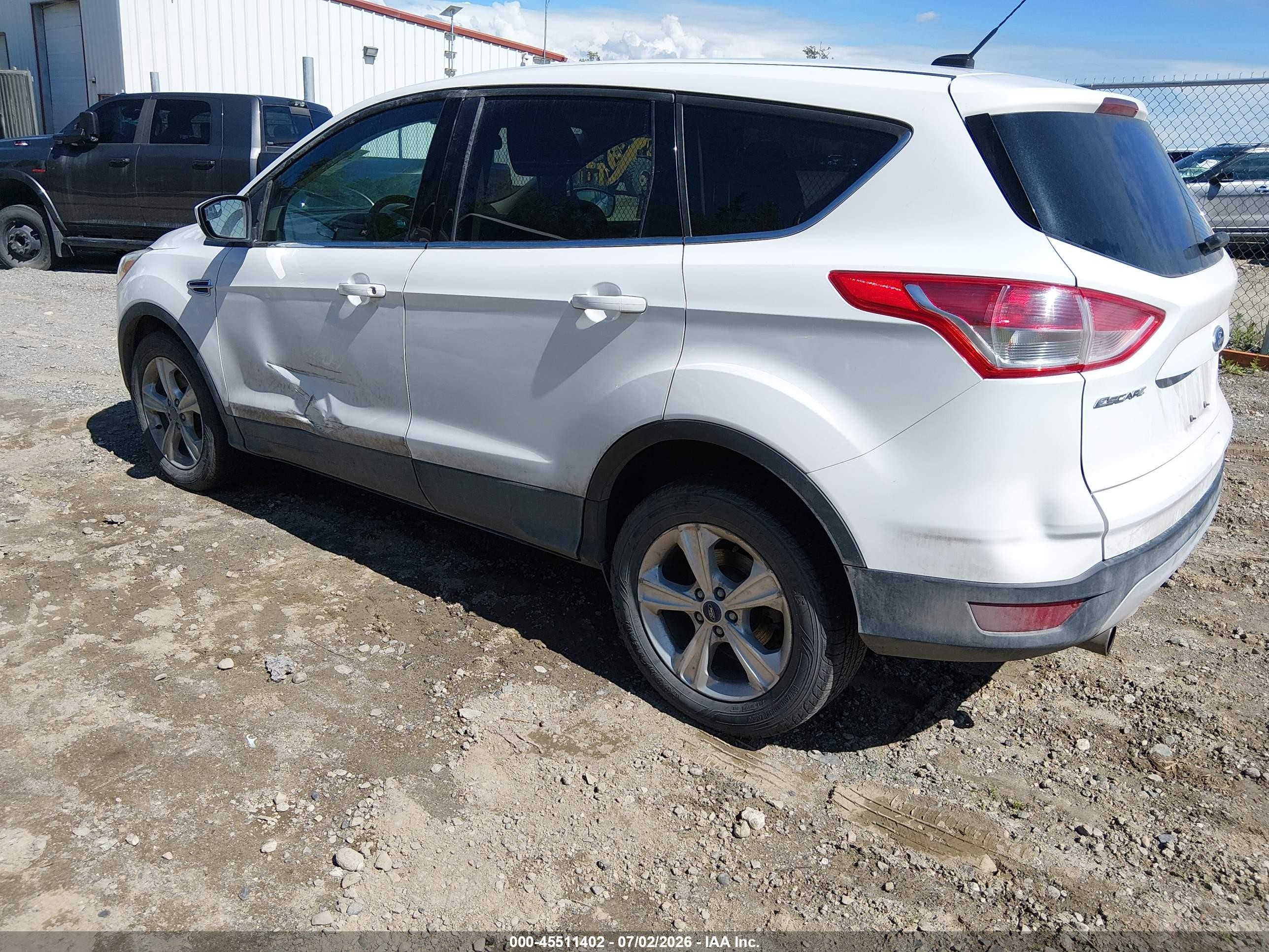 2013 Ford Escape Se White vin: 1FMCU9GXXDUD18503