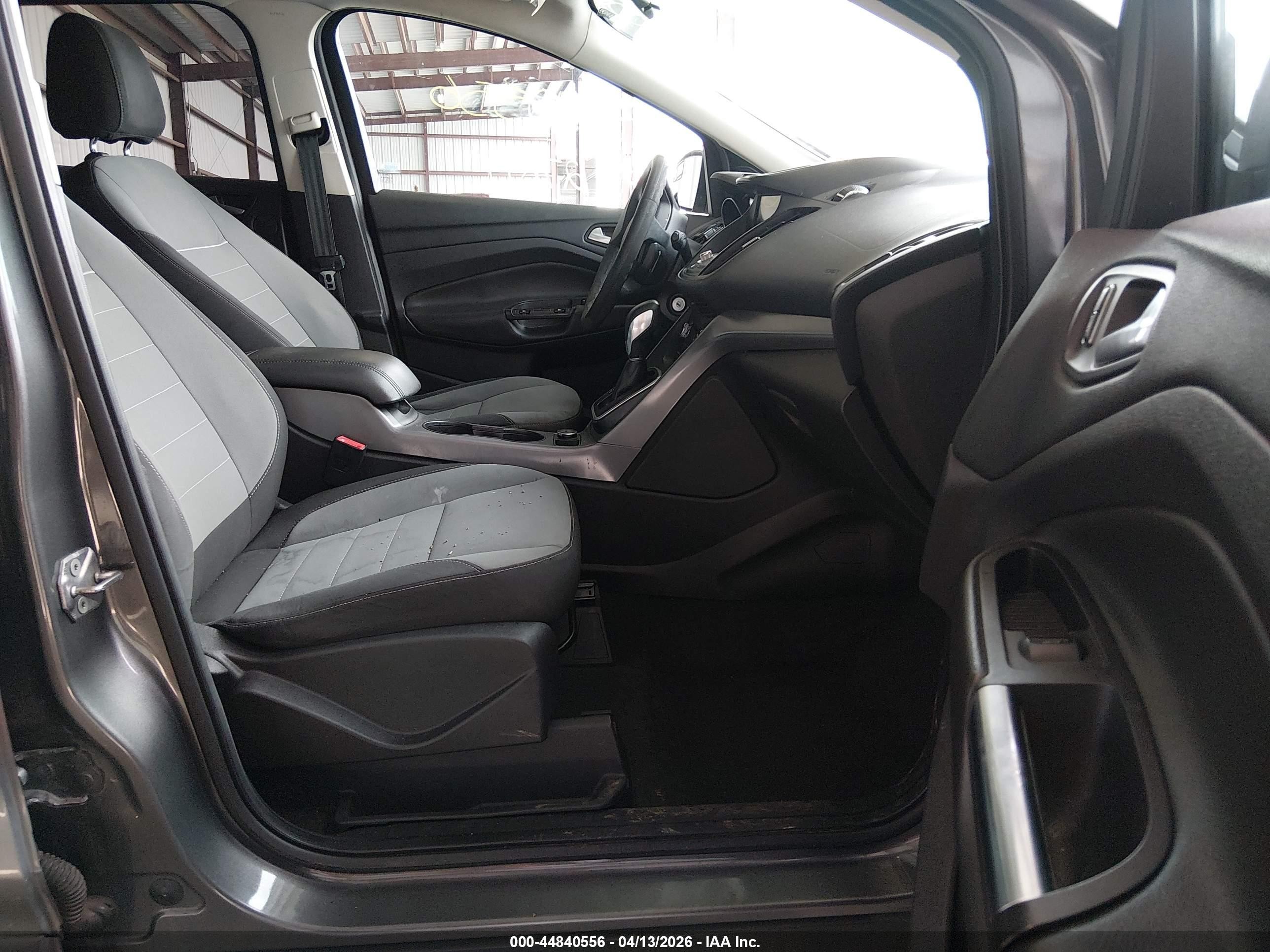 2013 Ford Escape Se Gray vin: 1FMCU9GXXDUD57317