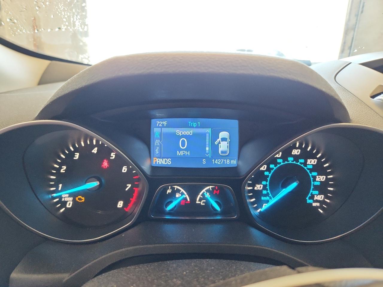 2014 Ford Escape Se Red vin: 1FMCU9GXXEUD23136 Damage: Warning Light - Engine, On, Unacceptable
