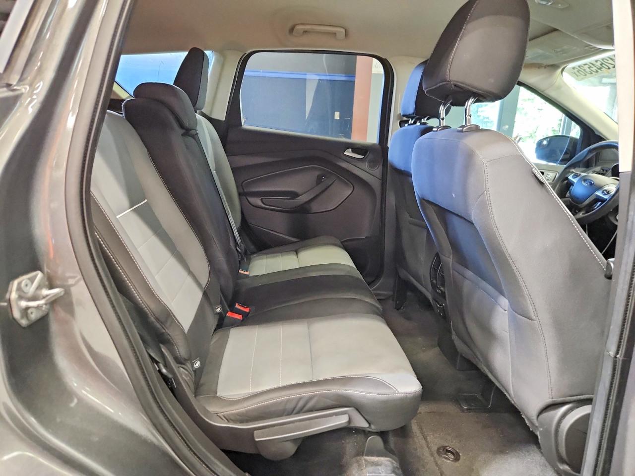 2014 Ford Escape Se Gray vin: 1FMCU9GXXEUD97852