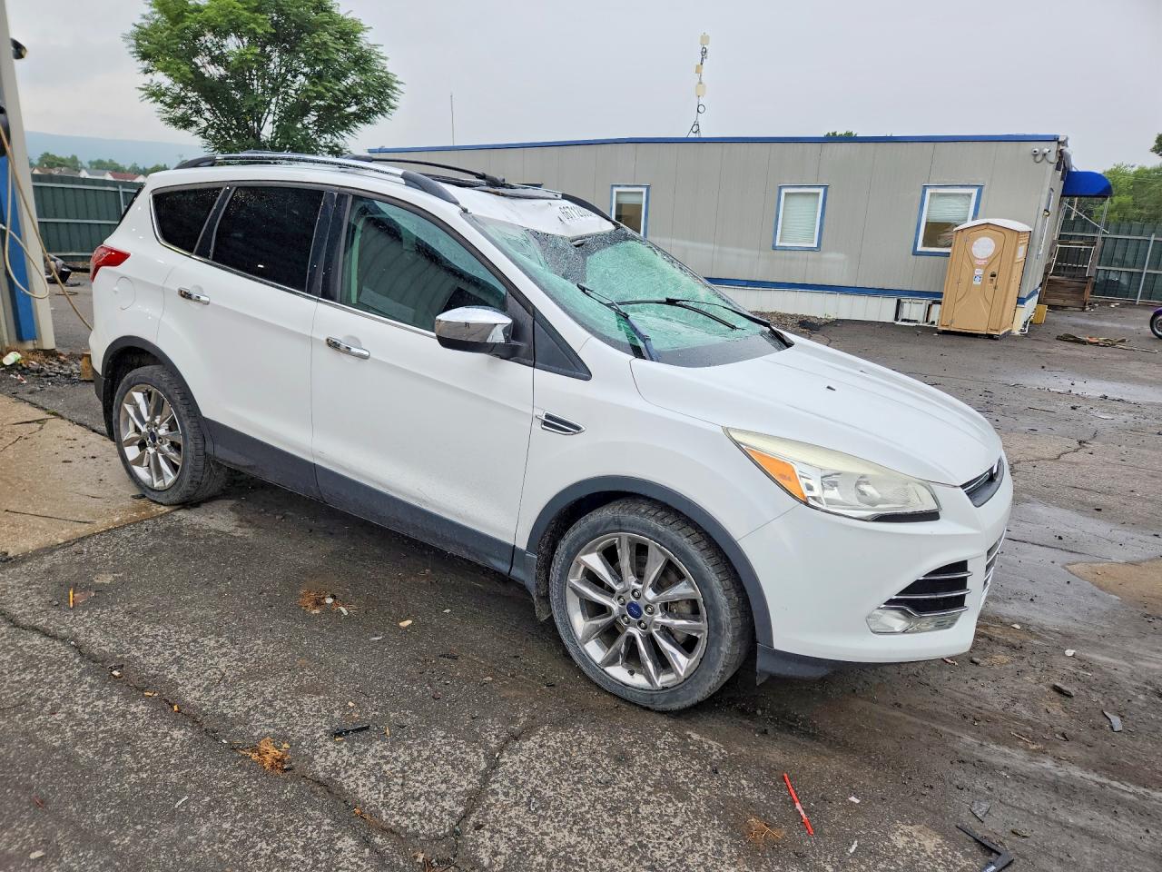2015 Ford Escape Se White vin: 1FMCU9GXXFUB23813