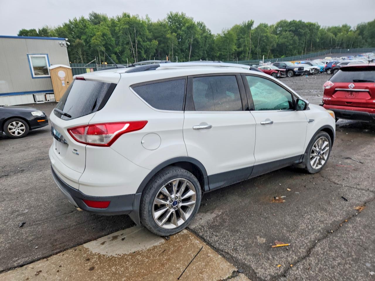 2015 Ford Escape Se White vin: 1FMCU9GXXFUB23813
