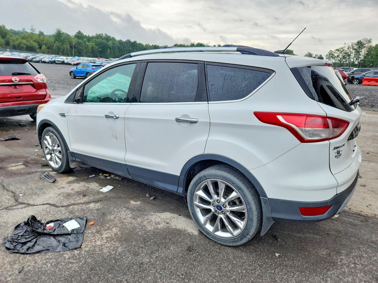 2015 Ford Escape Se White vin: 1FMCU9GXXFUB23813