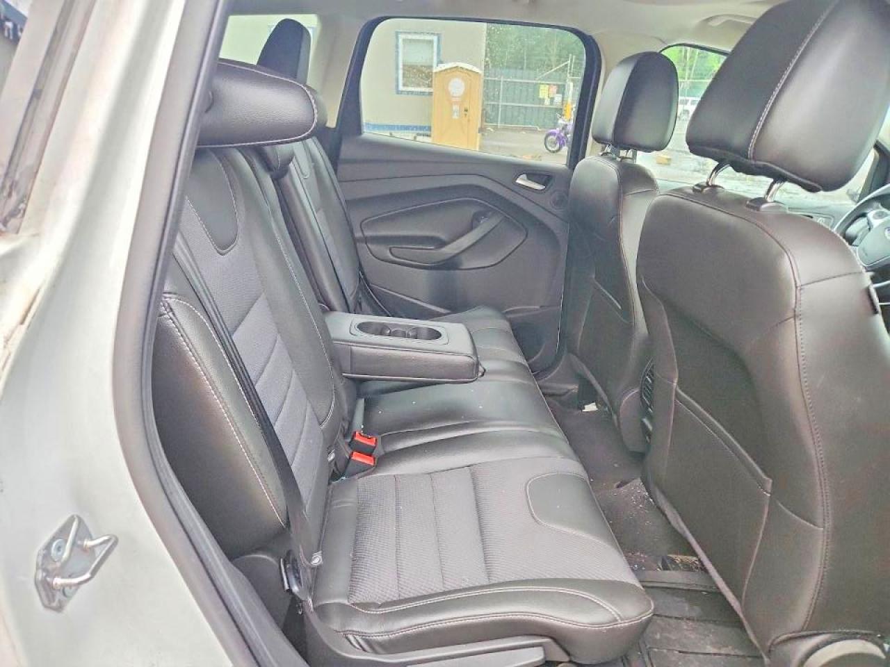 2015 Ford Escape Se White vin: 1FMCU9GXXFUB23813