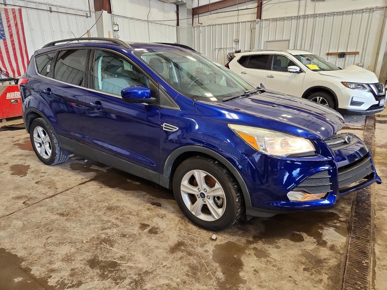 2015 Ford Escape Se Синий vin: 1FMCU9GXXFUB54205