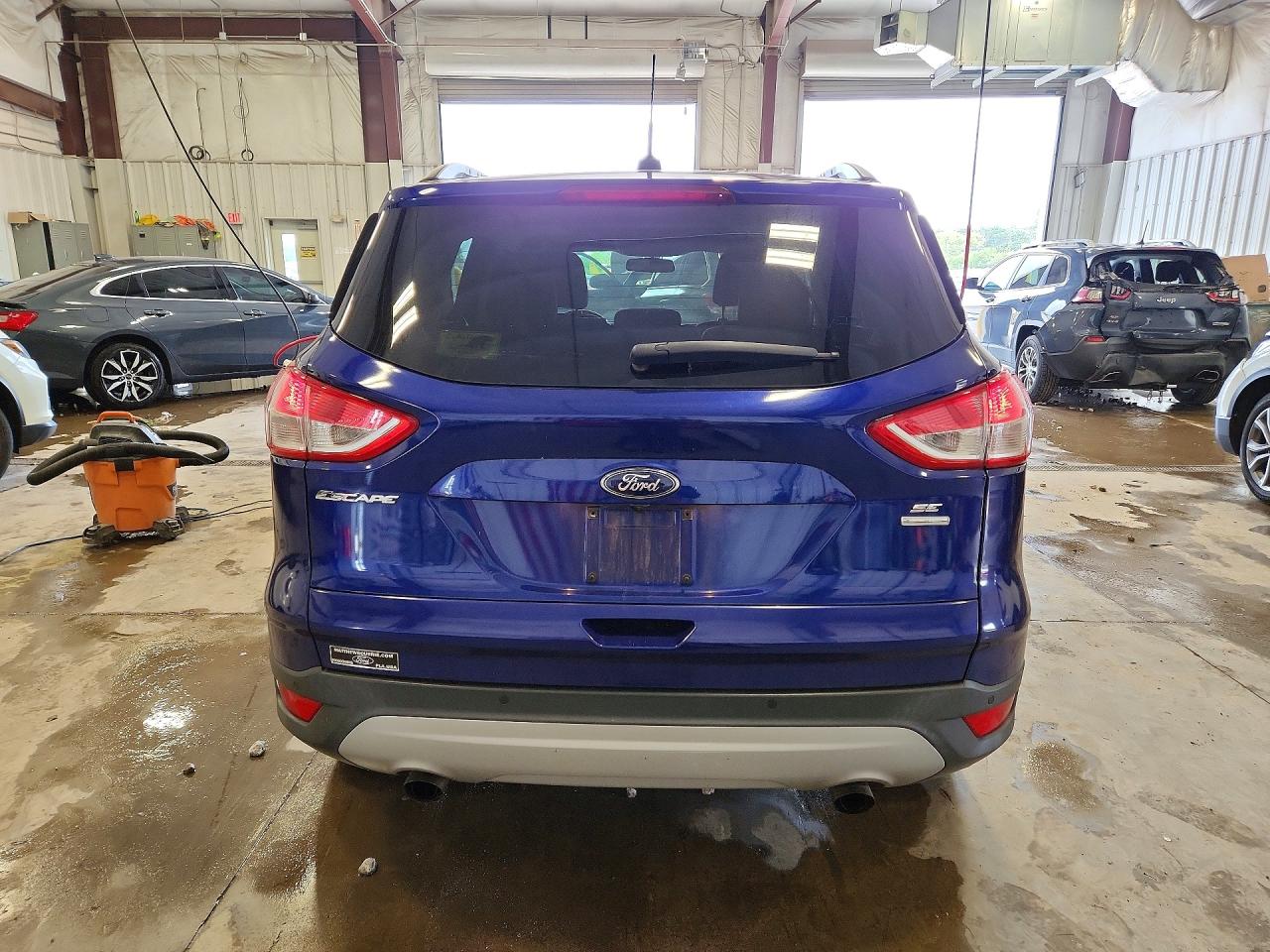 2015 Ford Escape Se Синий vin: 1FMCU9GXXFUB54205