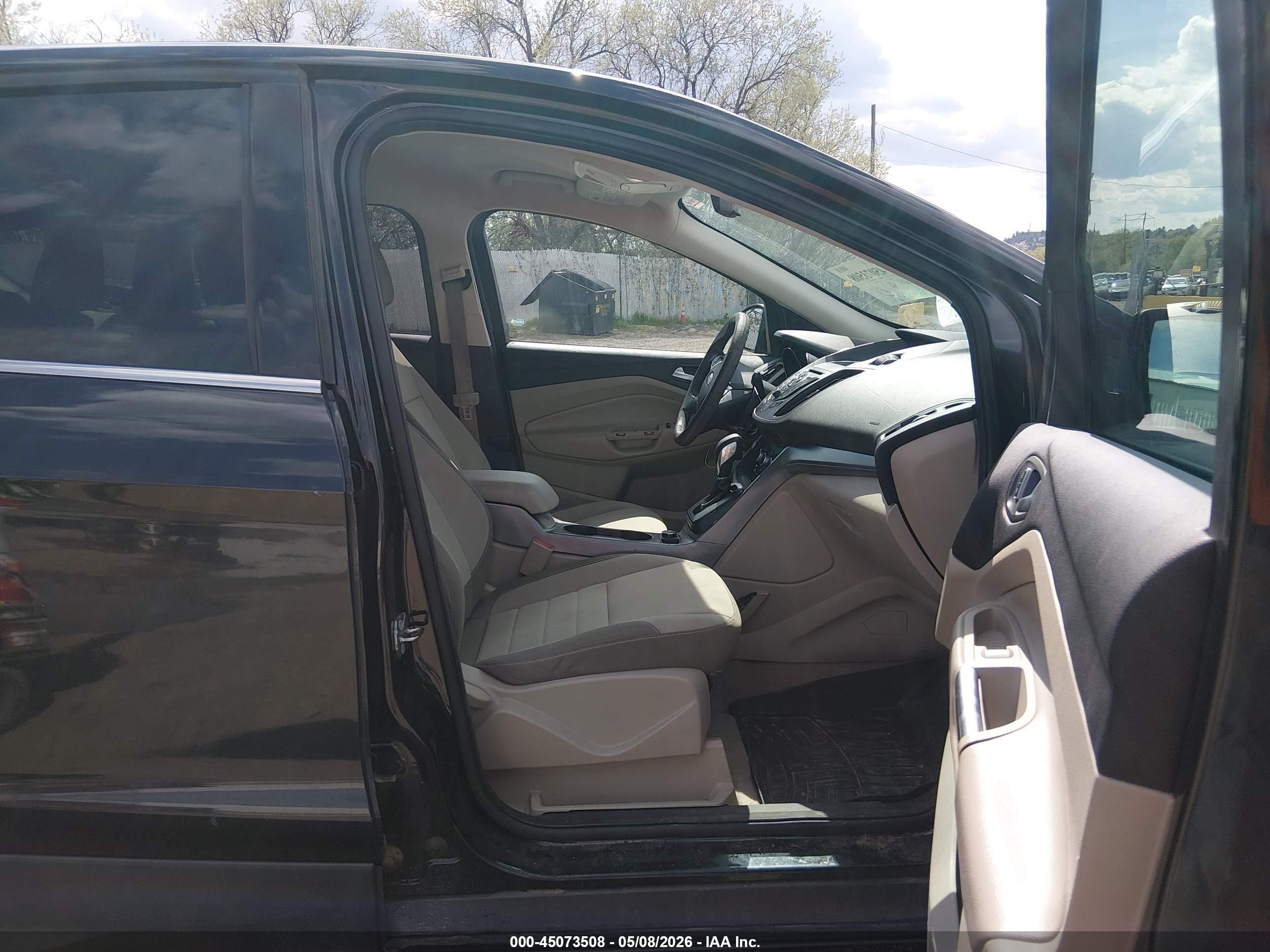 2015 Ford Escape Se Черный vin: 1FMCU9GXXFUB67861
