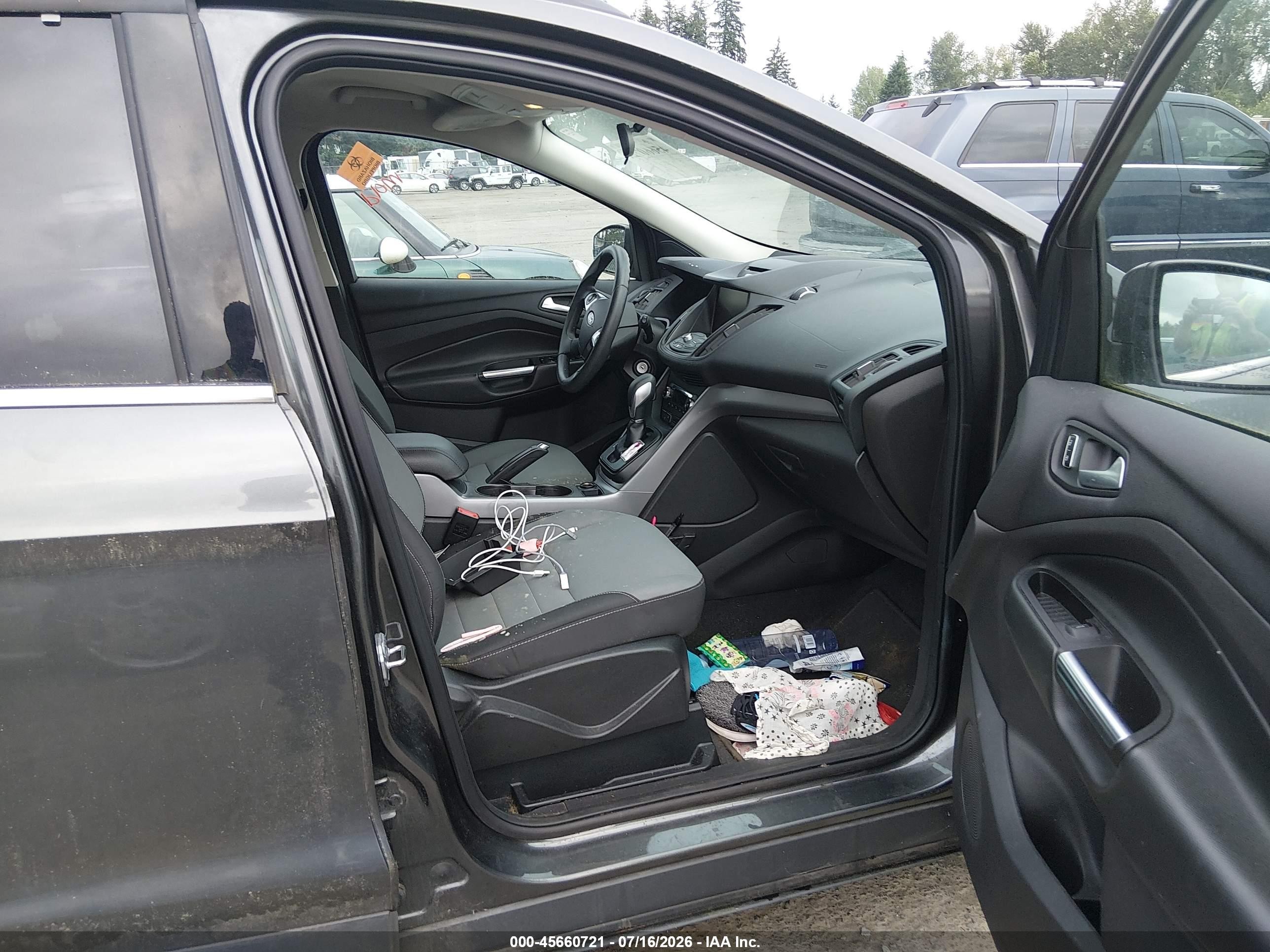 2015 Ford Escape Se Gray vin: 1FMCU9GXXFUB73515