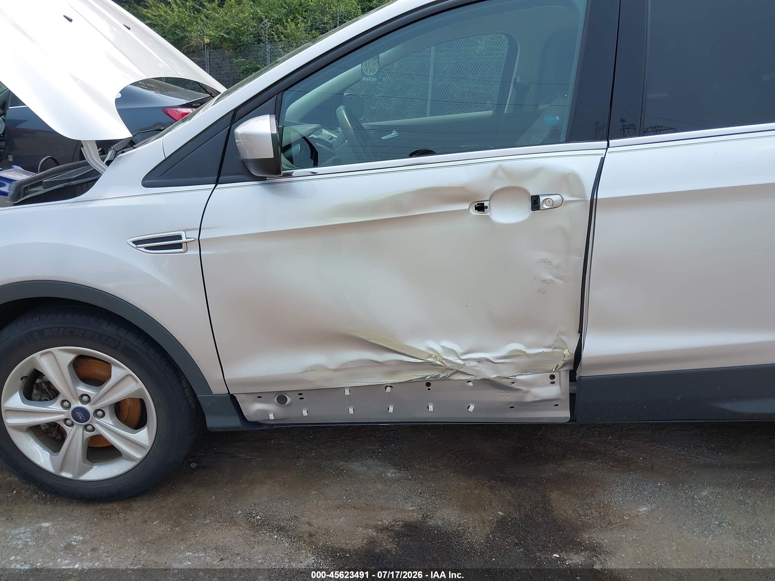 2015 Ford Escape Se Silver vin: 1FMCU9GXXFUC85117