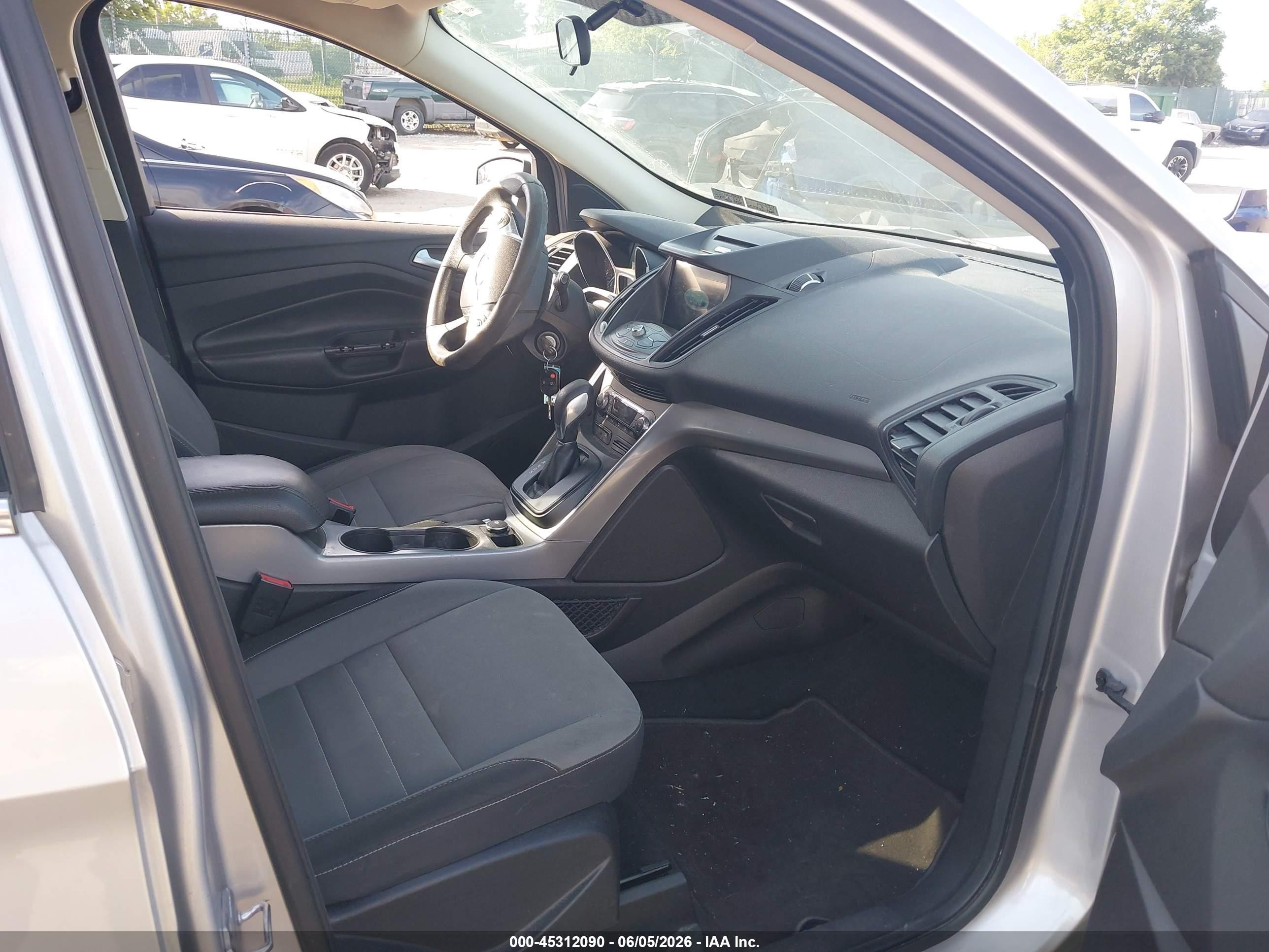 2016 Ford Escape Se Silver vin: 1FMCU9GXXGUB43092