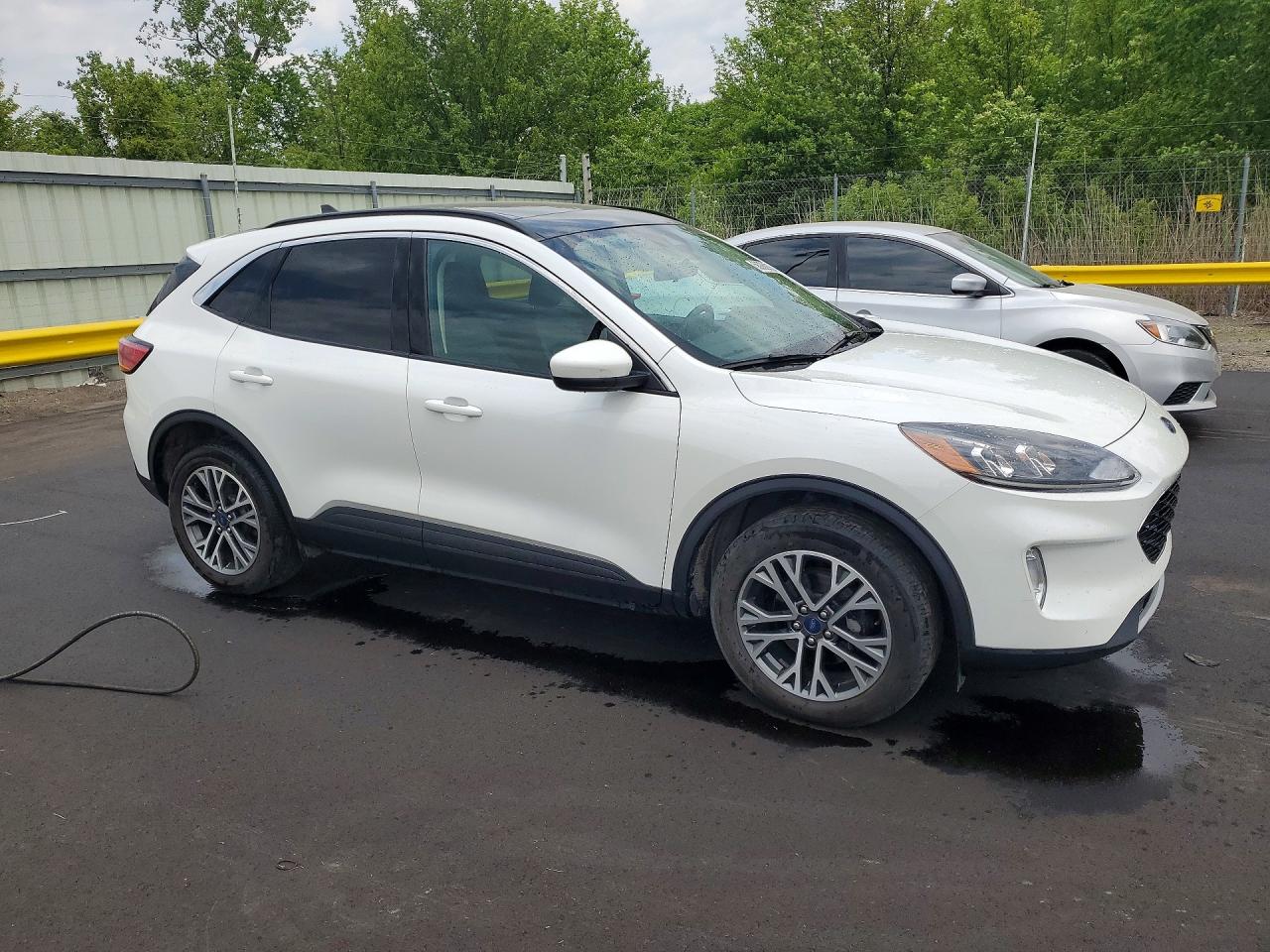 2020 Ford Escape Sel White vin: 1FMCU9H69LUC40896