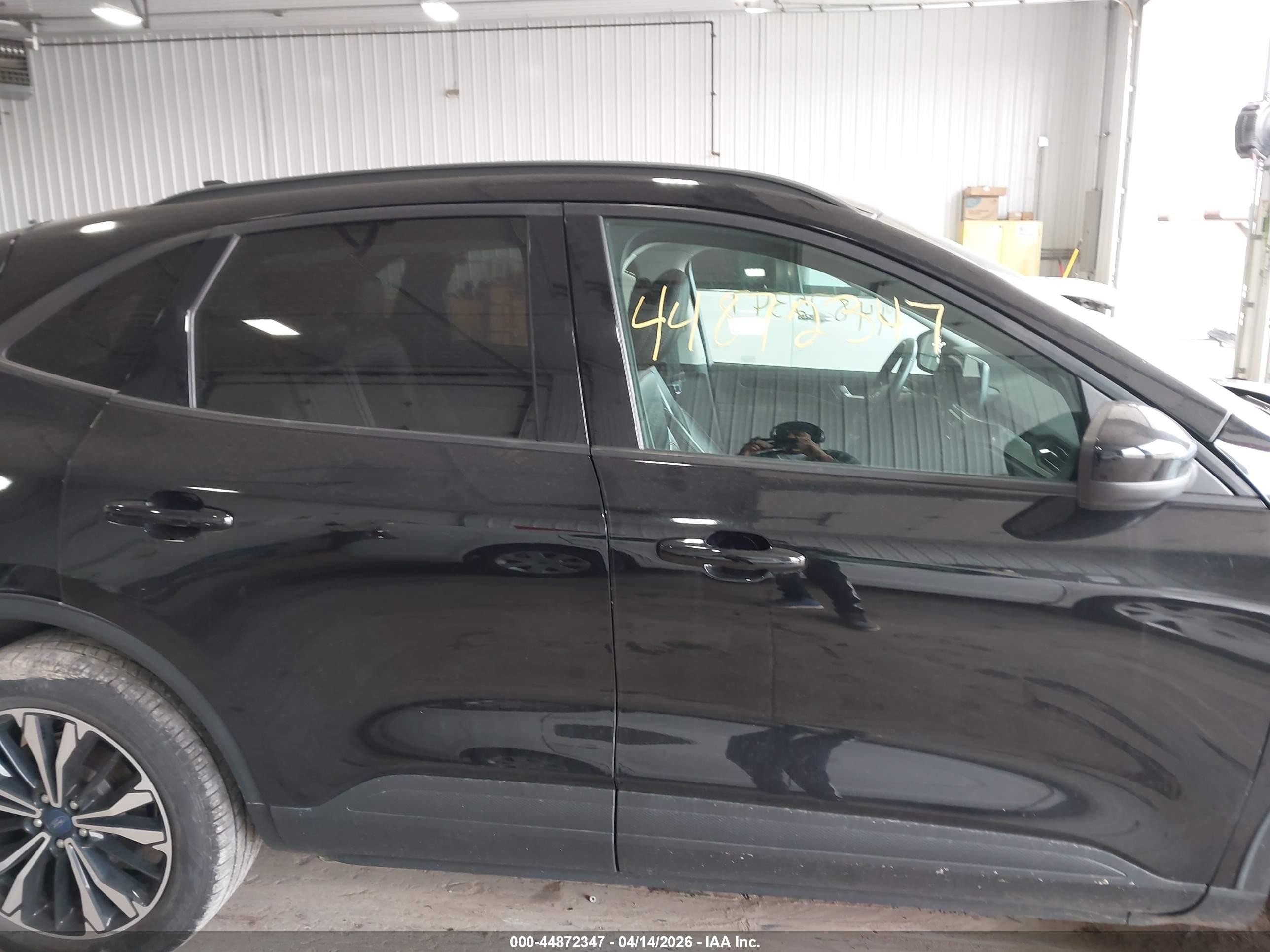 2021 Ford Escape Sel Black vin: 1FMCU9H92MUB04346