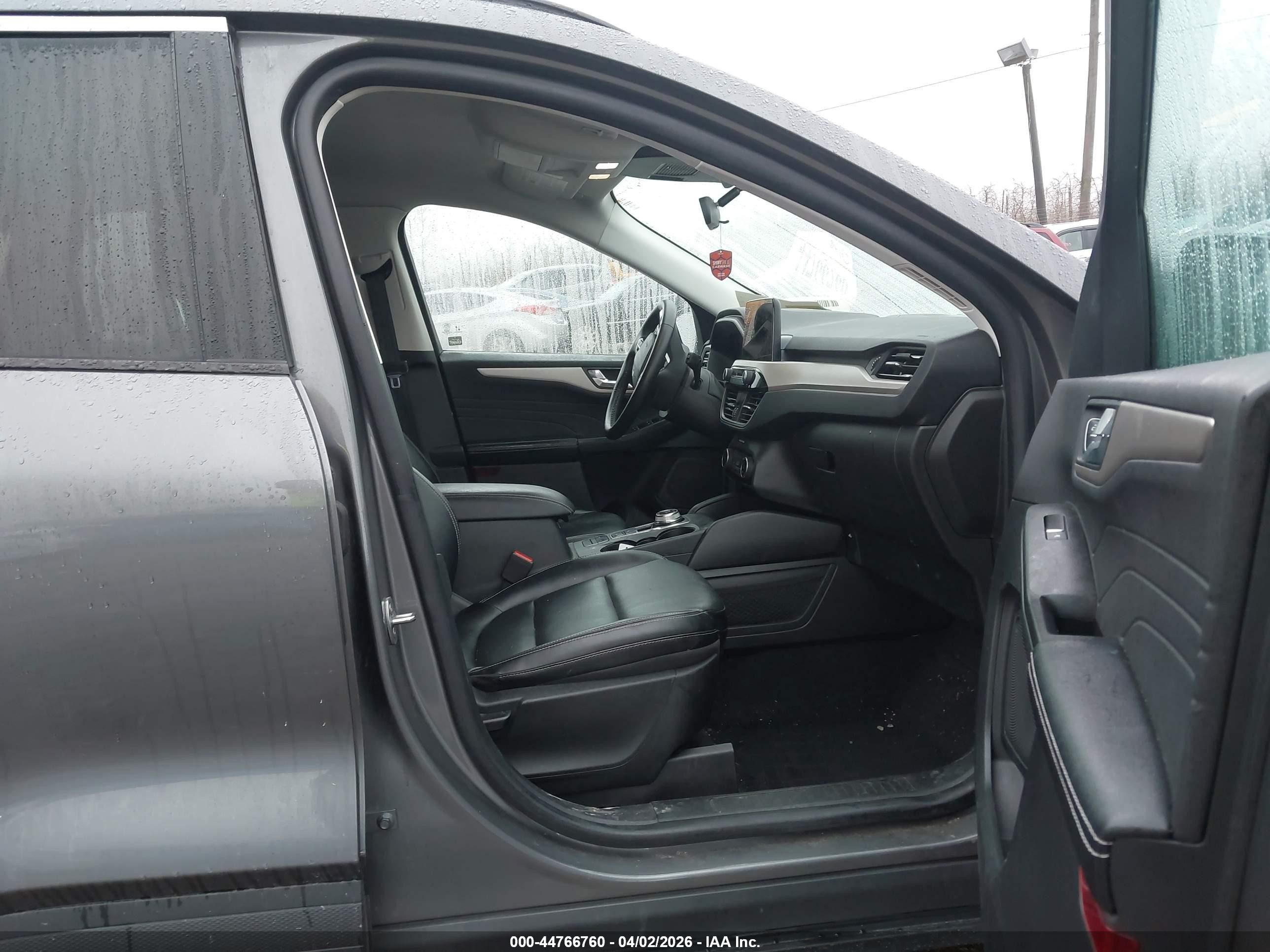 2022 Ford Escape Sel Серебряный vin: 1FMCU9H95NUB38475