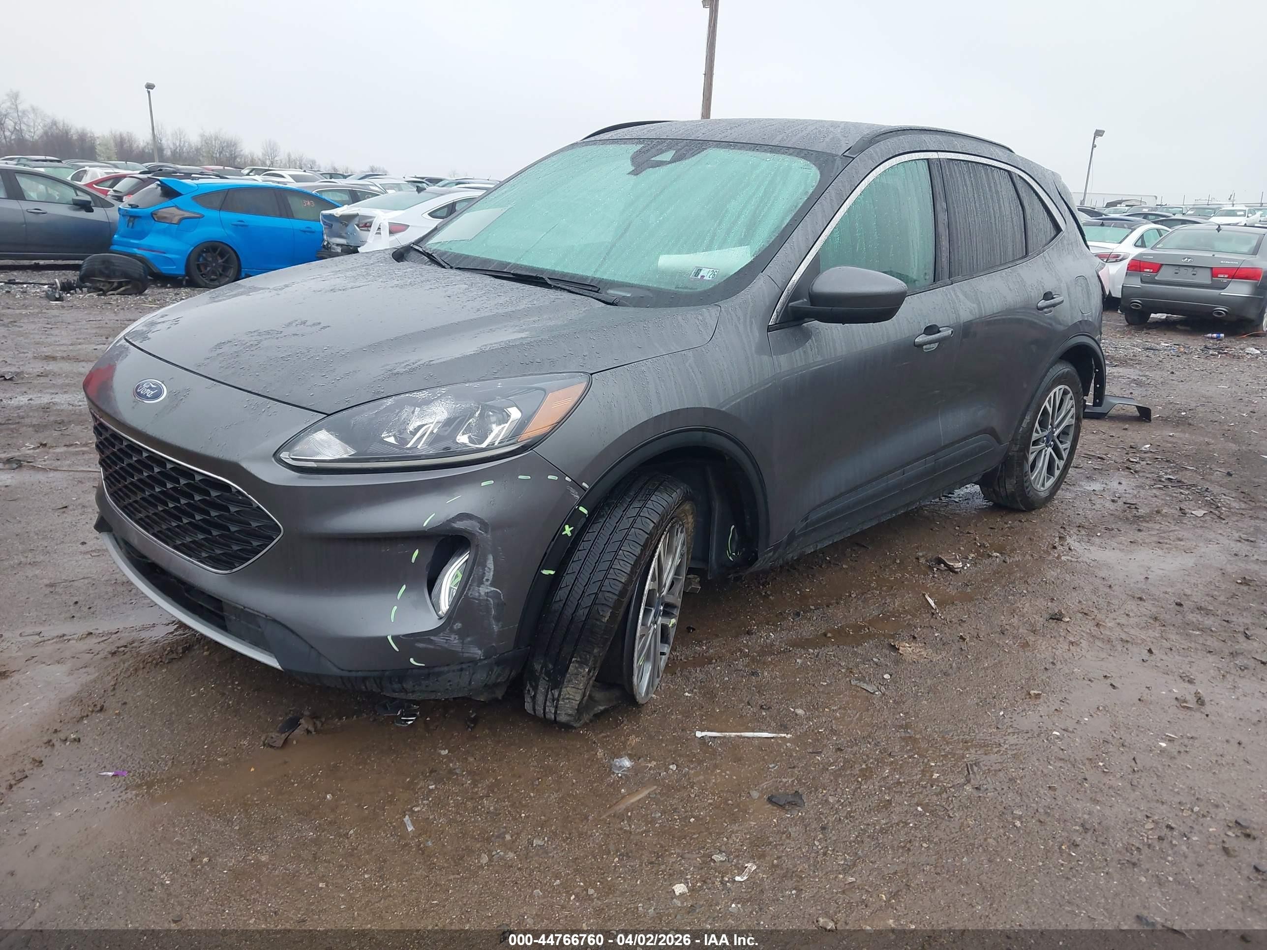 2022 Ford Escape Sel Серебряный vin: 1FMCU9H95NUB38475