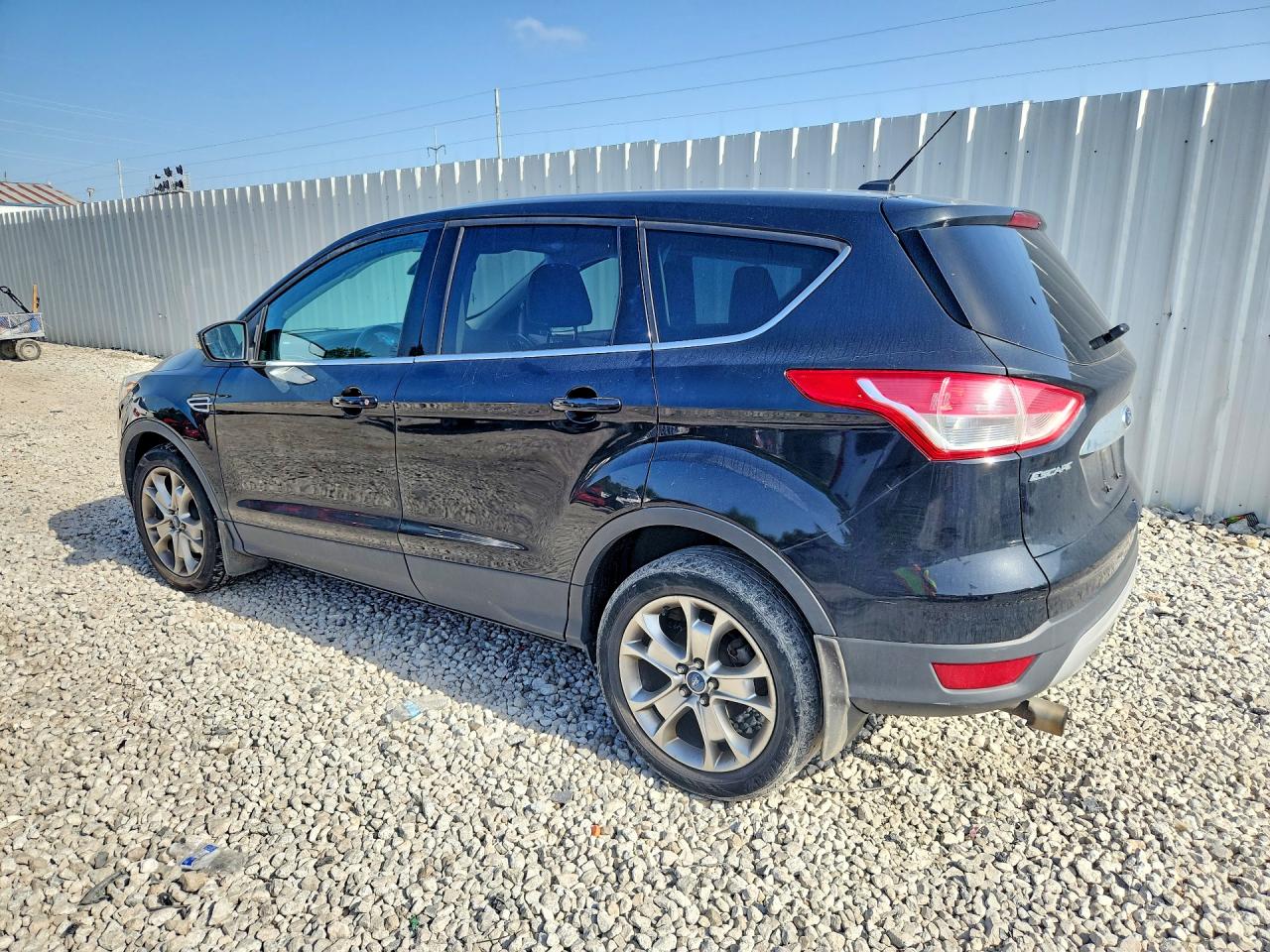 2013 Ford Escape Black vin: 1FMCU9H96DUA17324