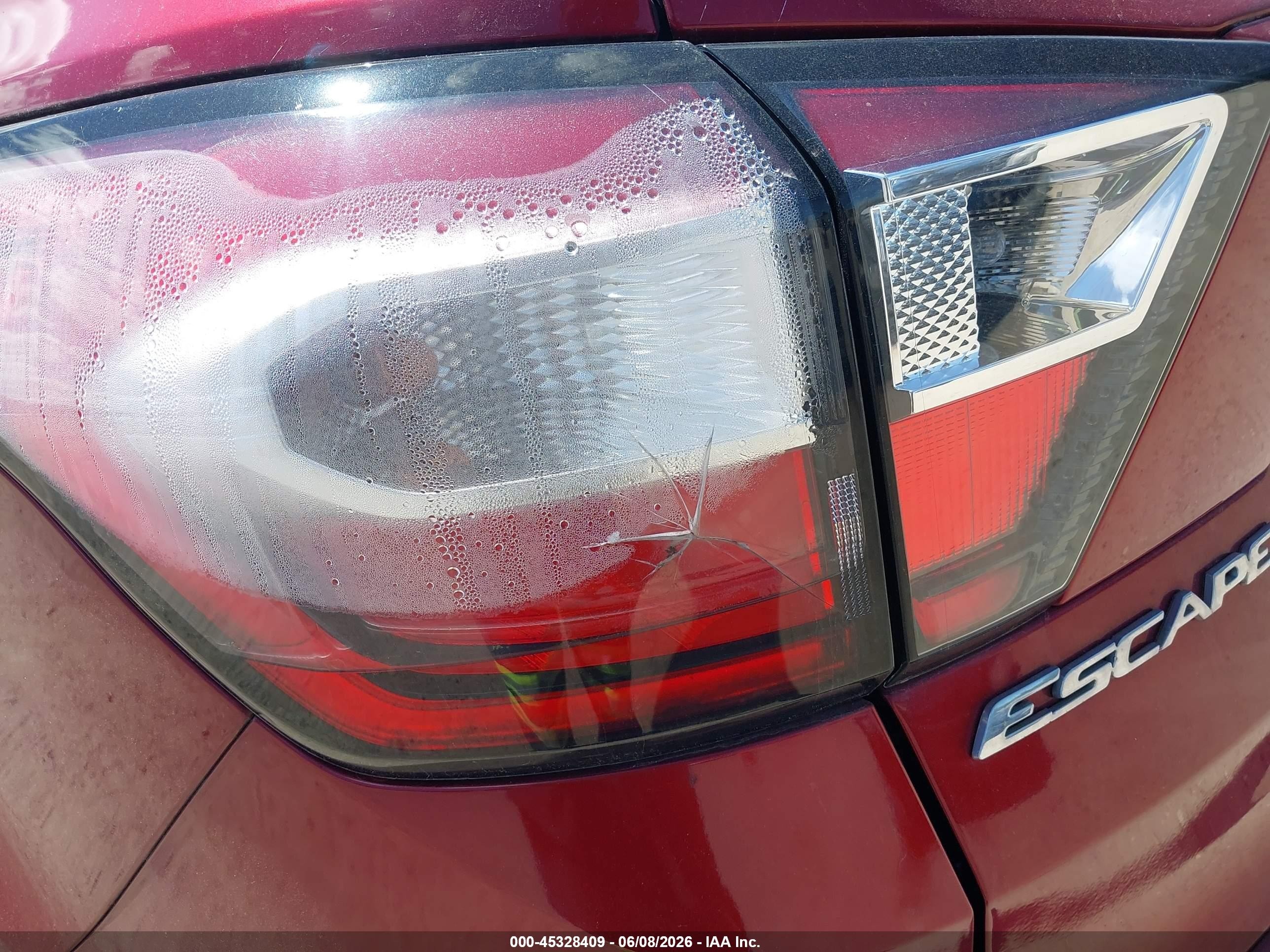 2018 Ford Escape Sel Red vin: 1FMCU9HD1JUB86599