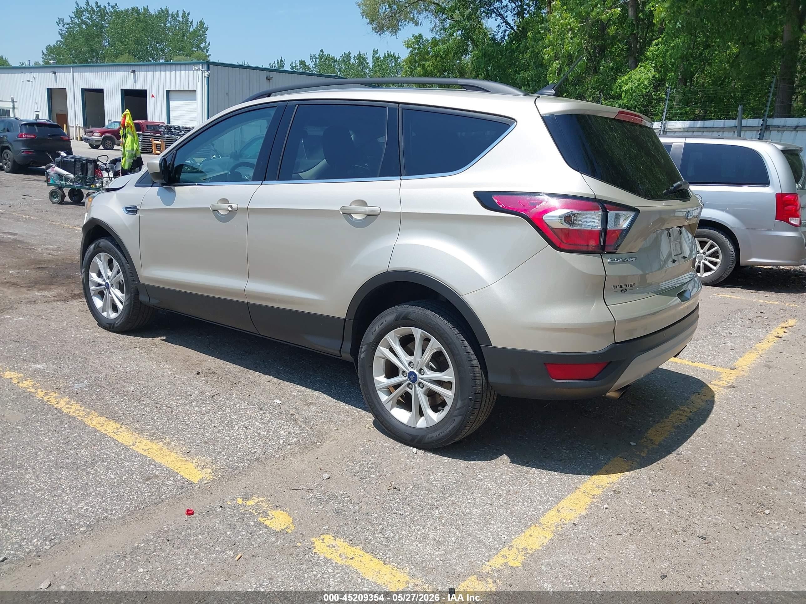 2018 Ford Escape Sel Gold vin: 1FMCU9HD2JUB31062