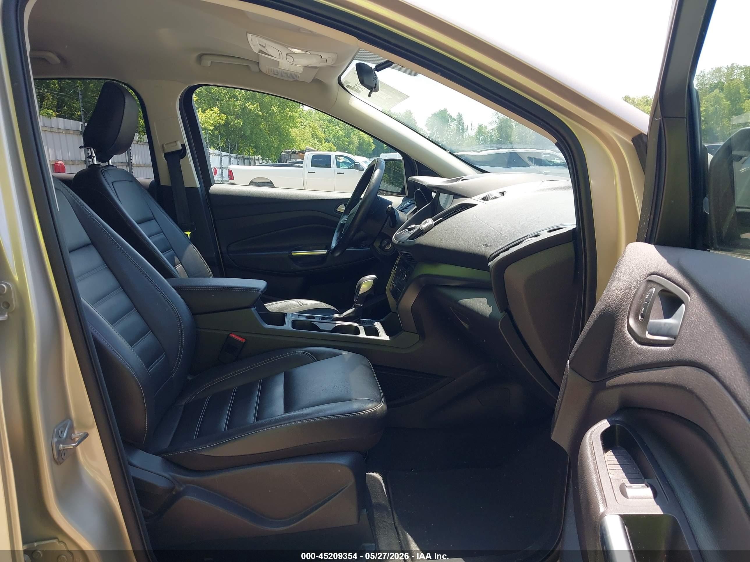 2018 Ford Escape Sel Gold vin: 1FMCU9HD2JUB31062