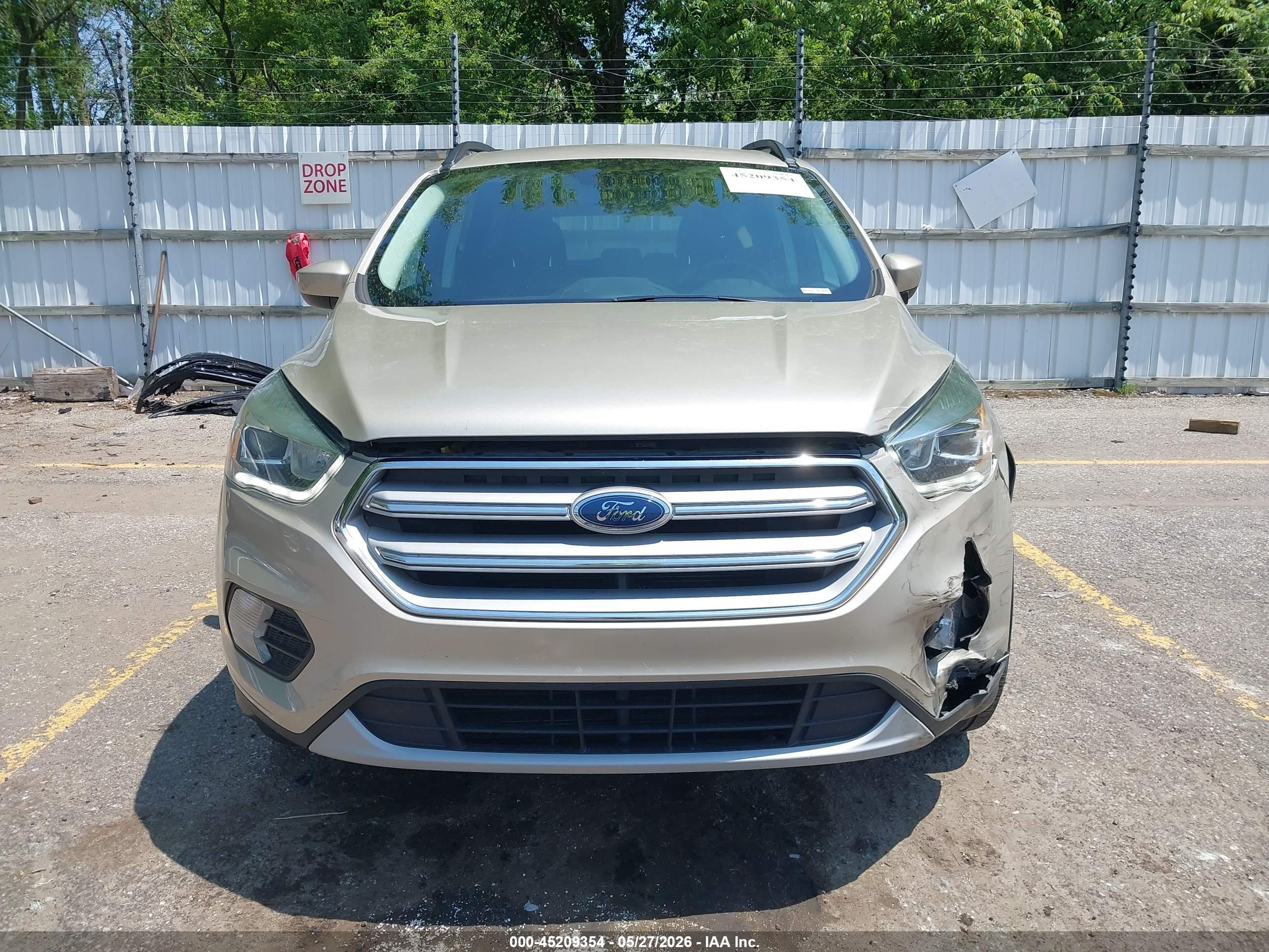 2018 Ford Escape Sel Gold vin: 1FMCU9HD2JUB31062