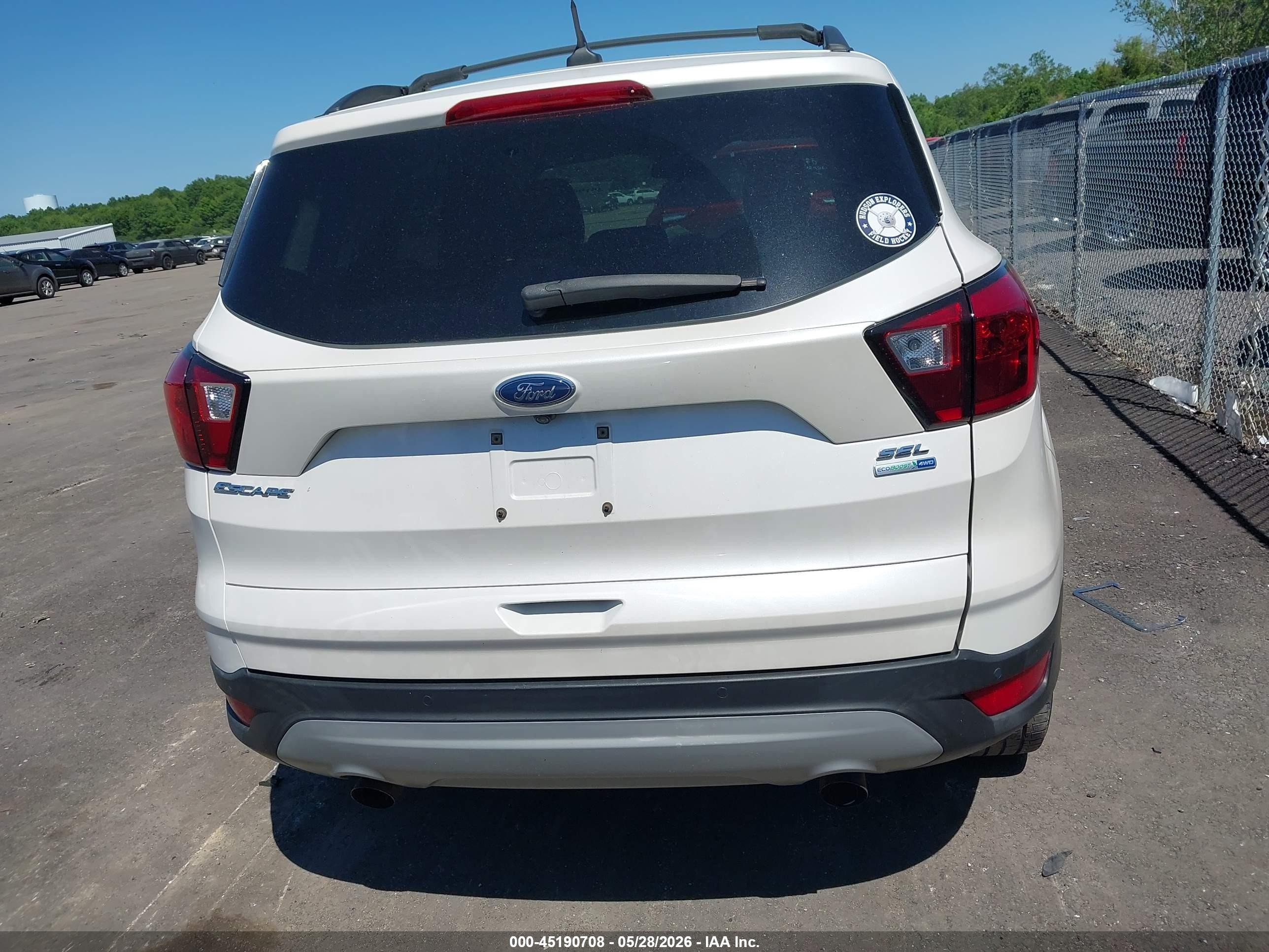 2019 Ford Escape Sel White vin: 1FMCU9HD2KUA91647