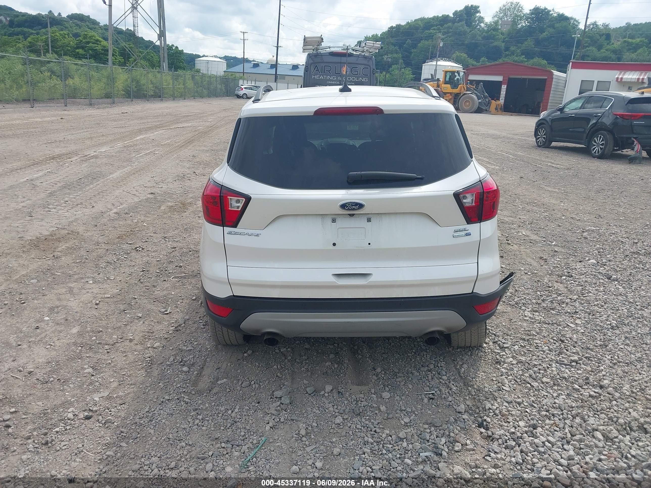 2019 Ford Escape Sel White vin: 1FMCU9HD3KUA94119