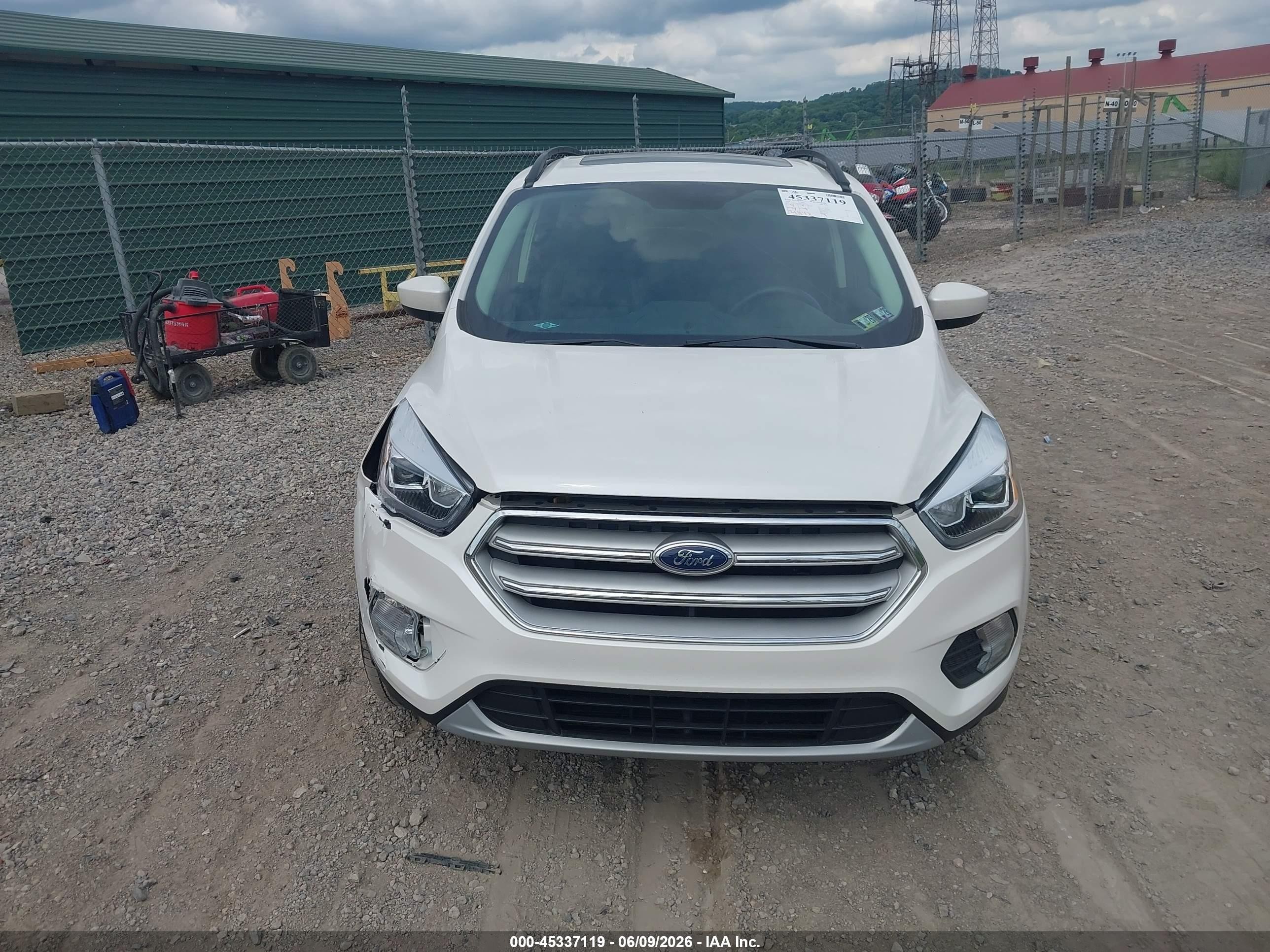 2019 Ford Escape Sel White vin: 1FMCU9HD3KUA94119