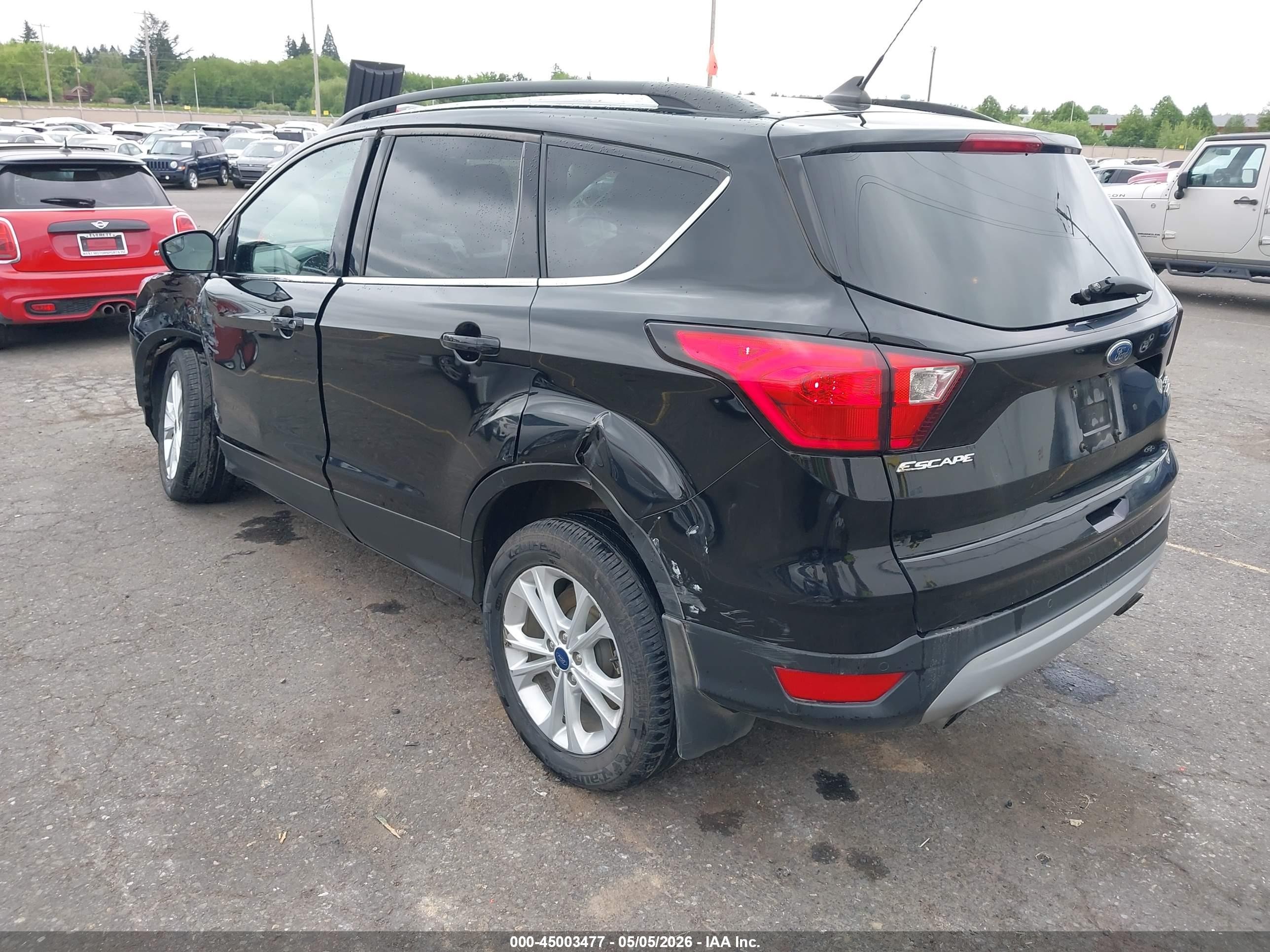 2019 Ford Escape Sel Черный vin: 1FMCU9HD4KUC33190