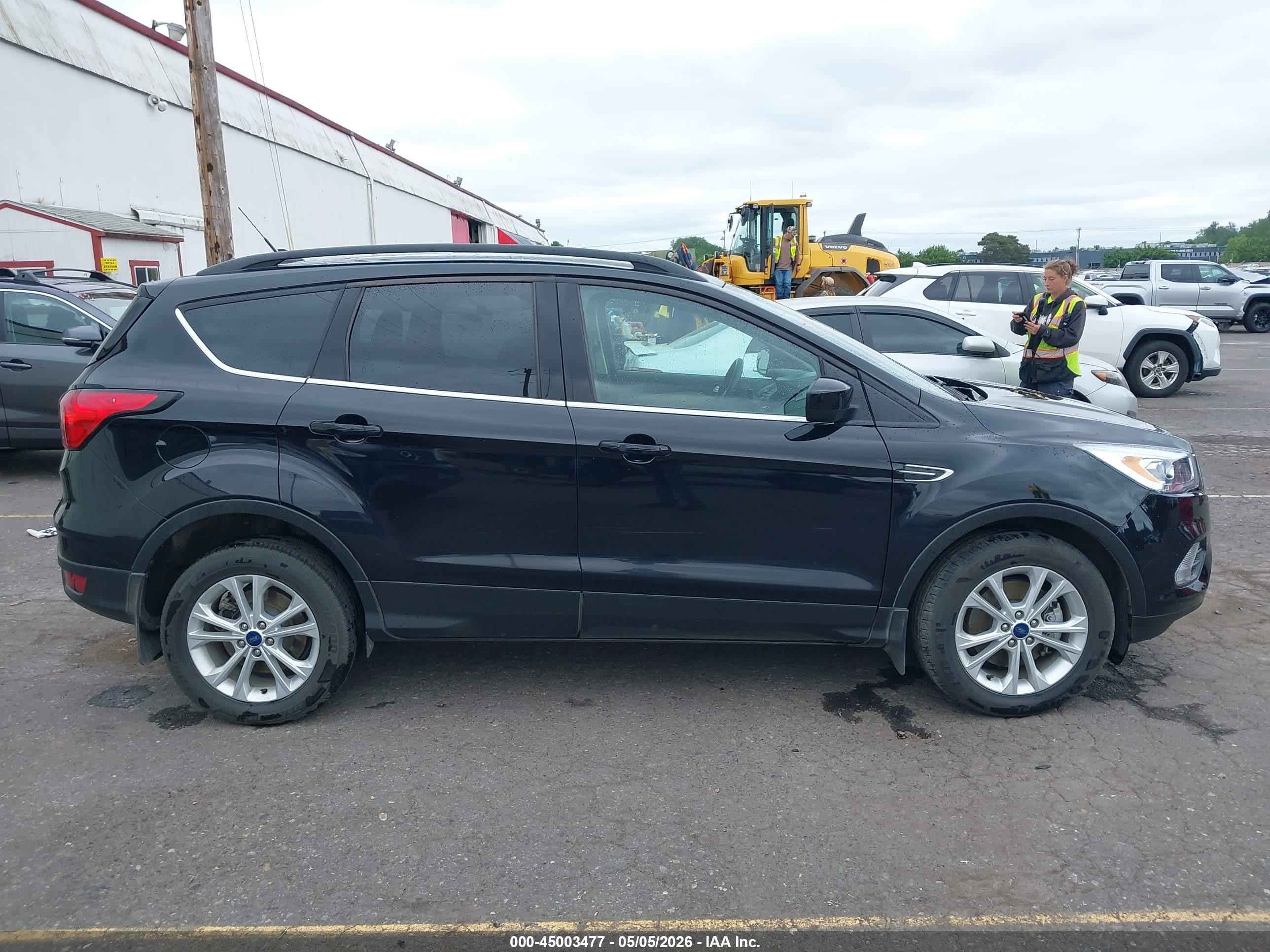 2019 Ford Escape Sel Черный vin: 1FMCU9HD4KUC33190