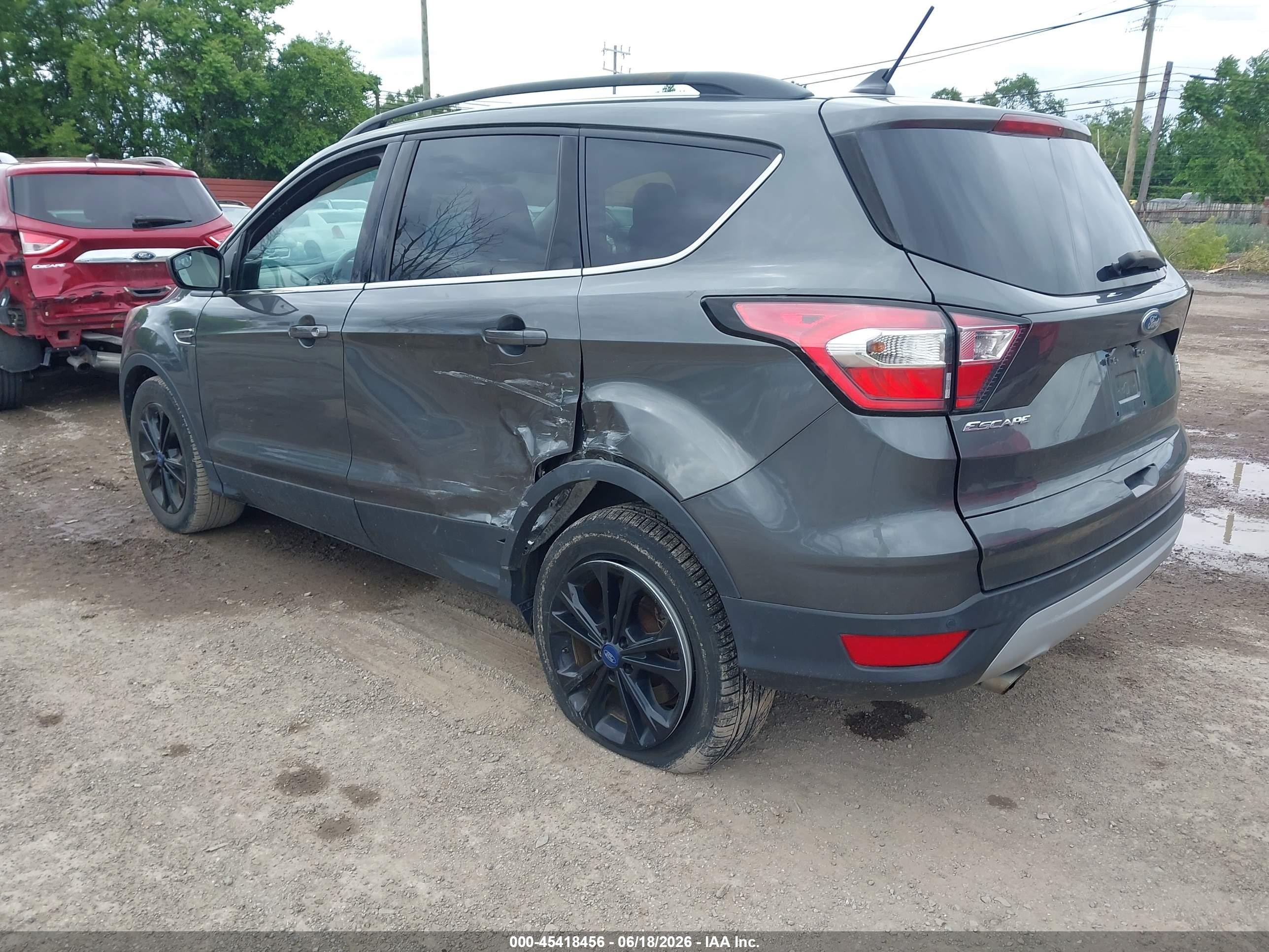 2018 Ford Escape Sel Gray vin: 1FMCU9HD5JUB30861