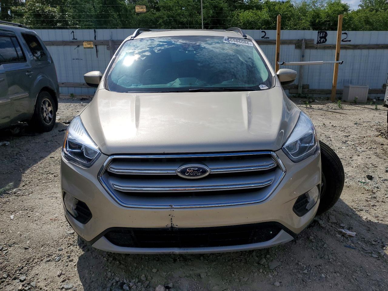 2018 Ford Escape Sel Gold vin: 1FMCU9HD8JUC66806