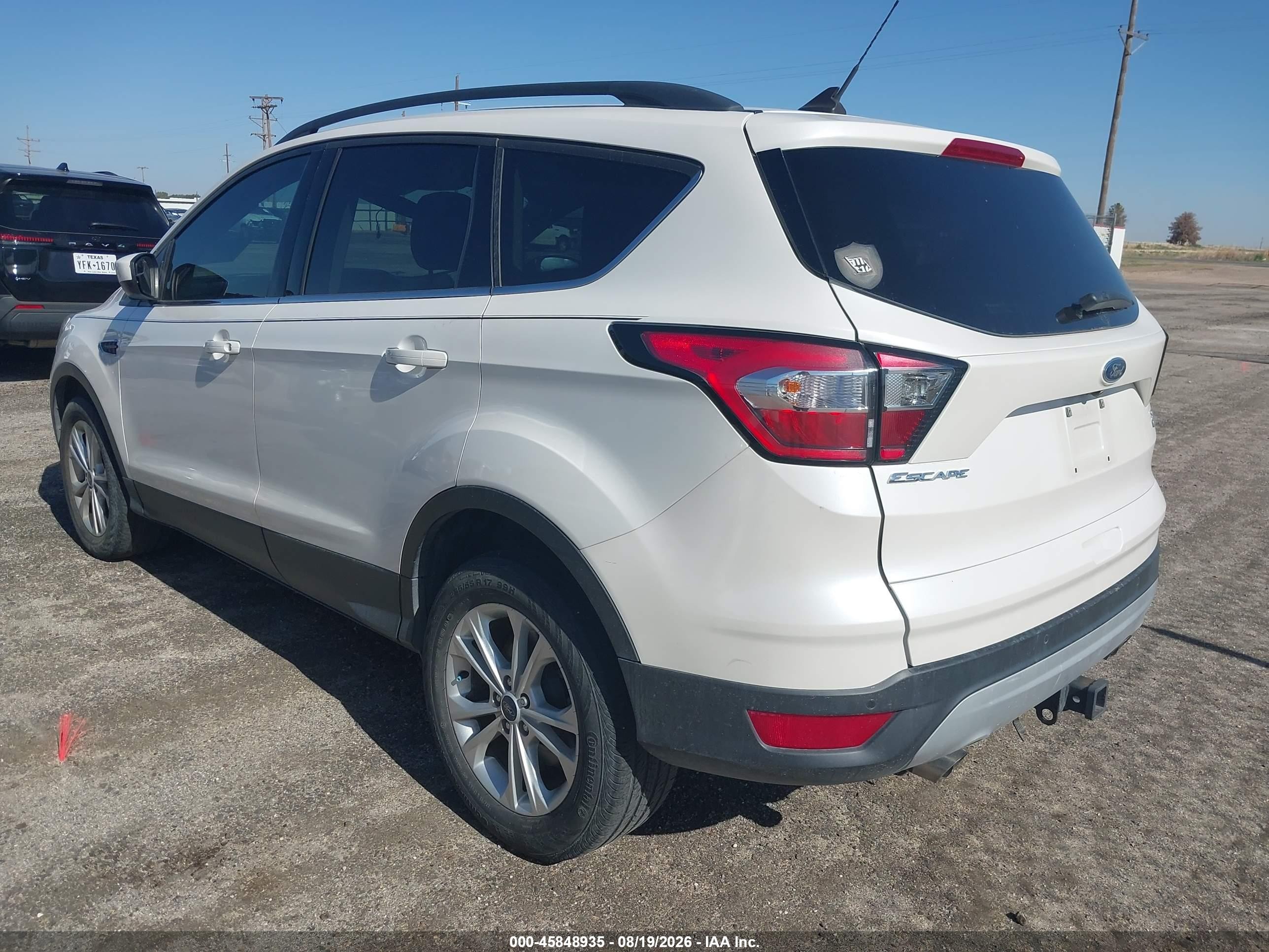 2018 Ford Escape Sel White vin: 1FMCU9HD9JUC35208