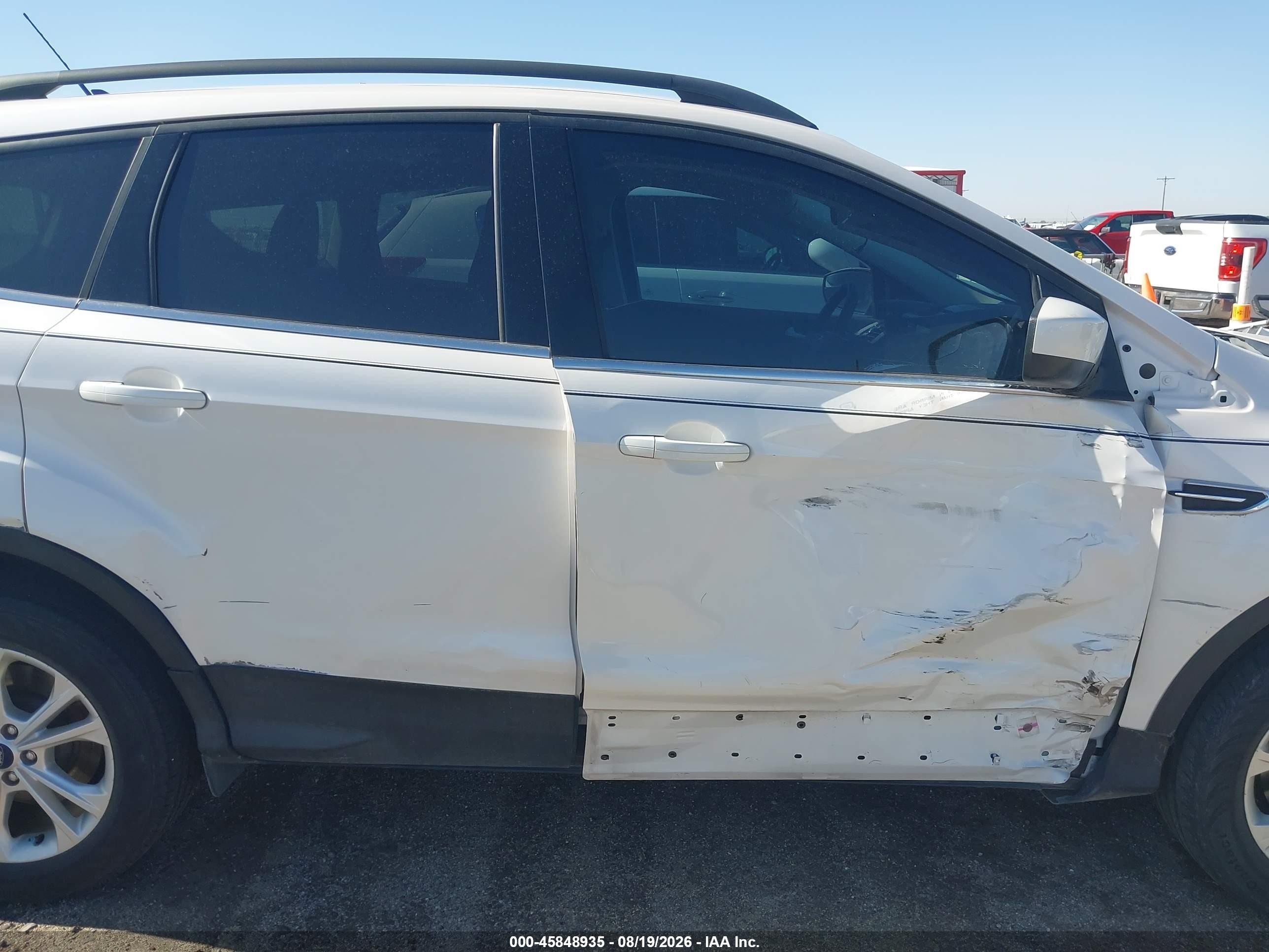 2018 Ford Escape Sel White vin: 1FMCU9HD9JUC35208