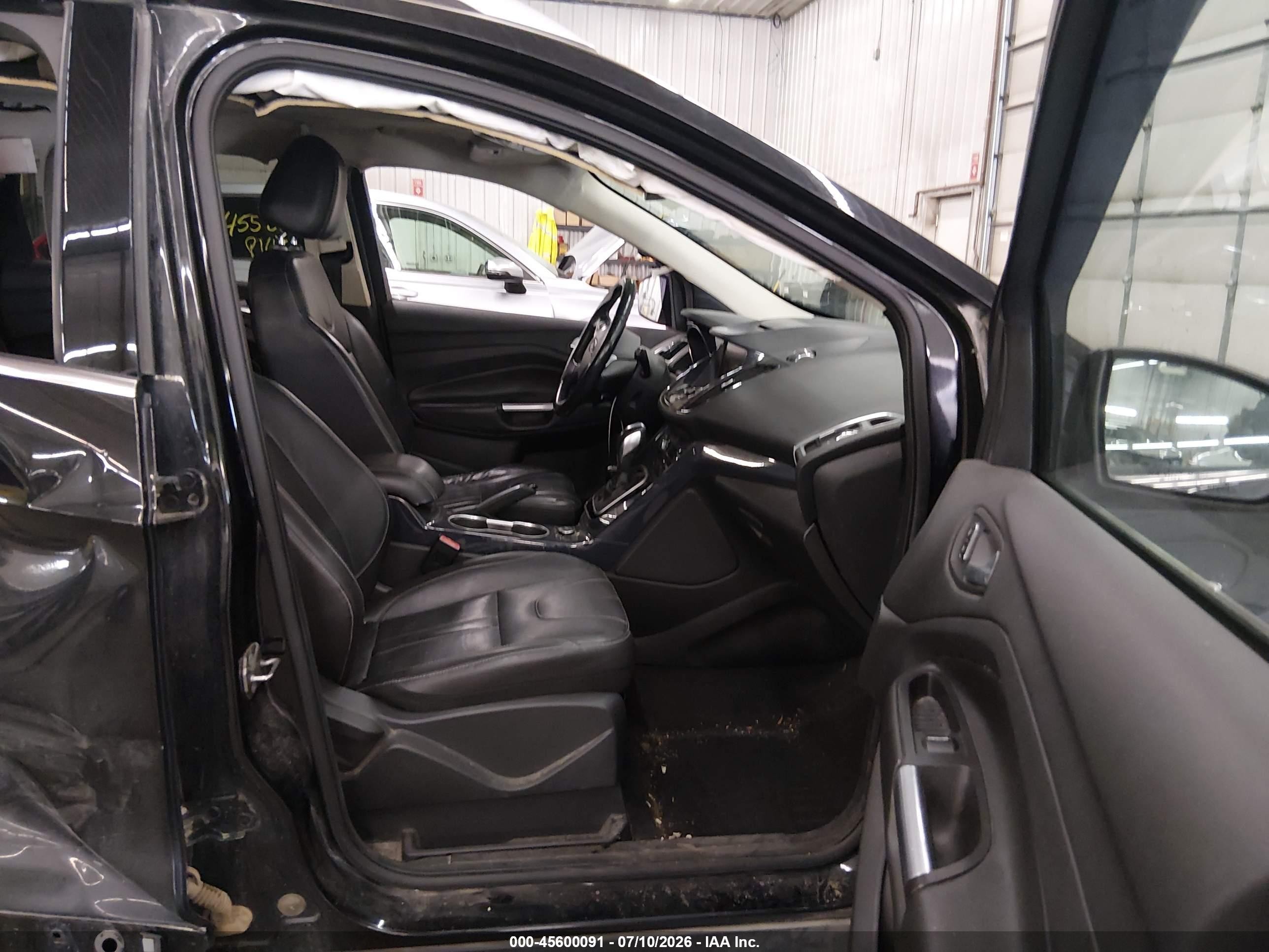 2013 Ford Escape Titanium Black vin: 1FMCU9J90DUC93573