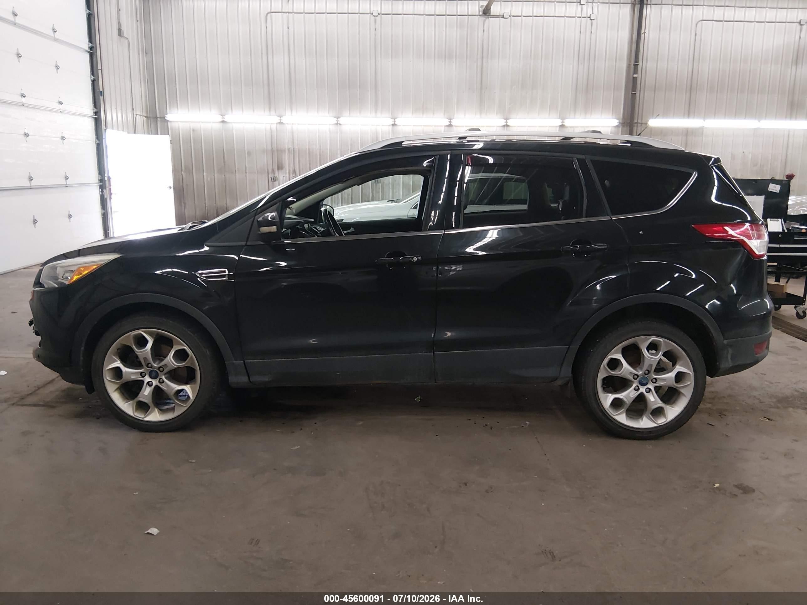 2013 Ford Escape Titanium Black vin: 1FMCU9J90DUC93573