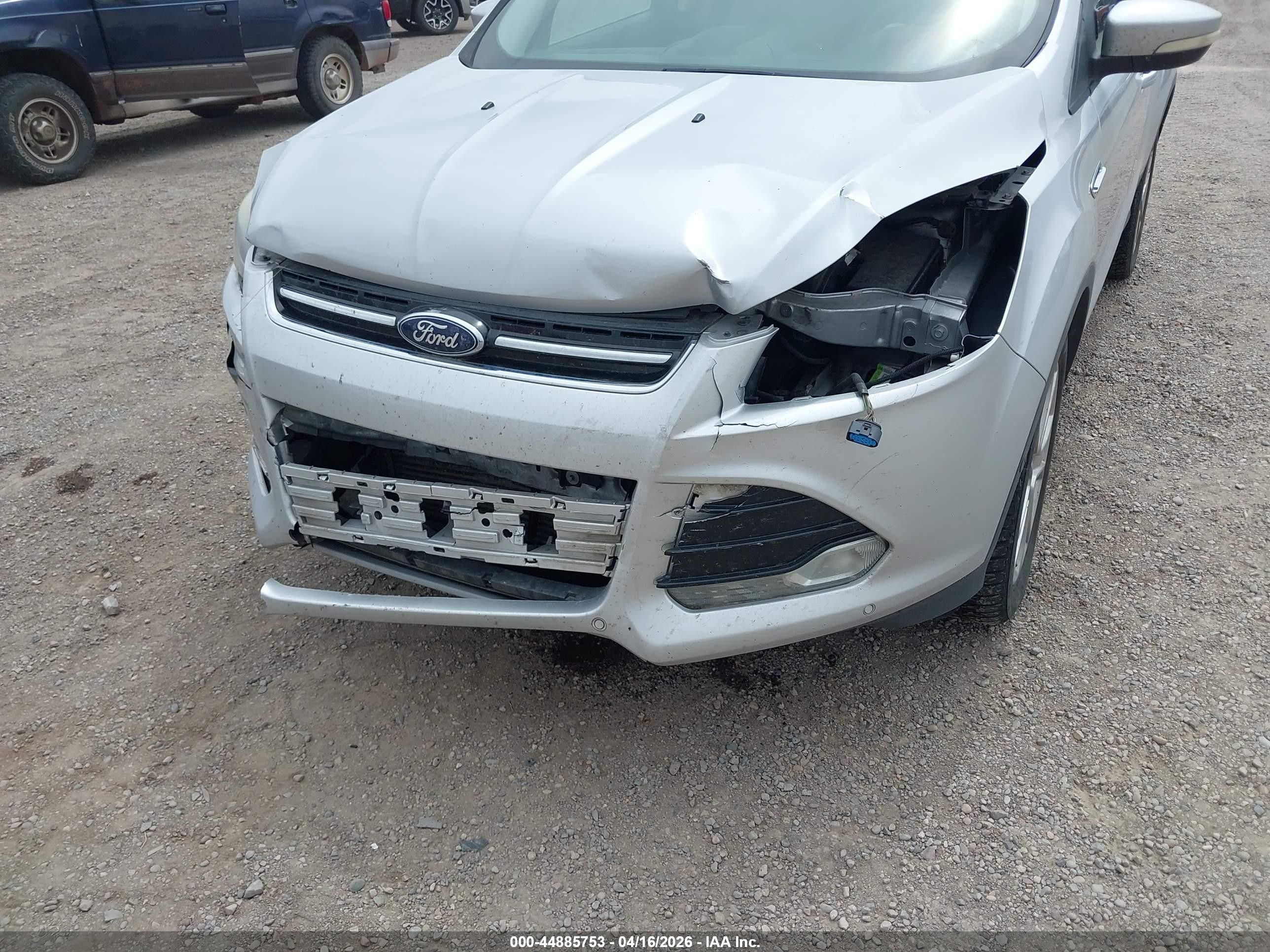 2014 Ford Escape Titanium Silver vin: 1FMCU9J90EUB72317